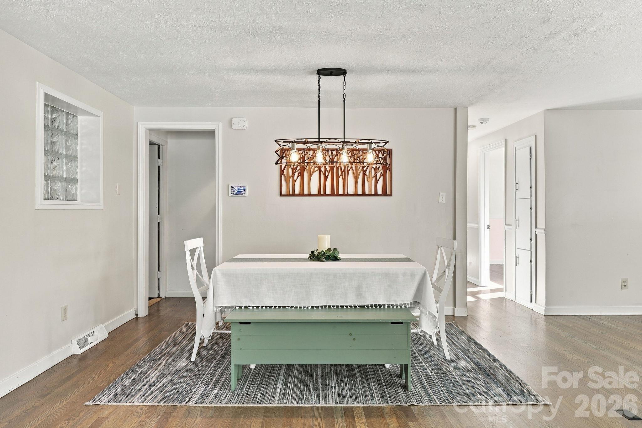 Single Family Residence at 20 Oak Leaf Lane, Arden, photo 9 of 53