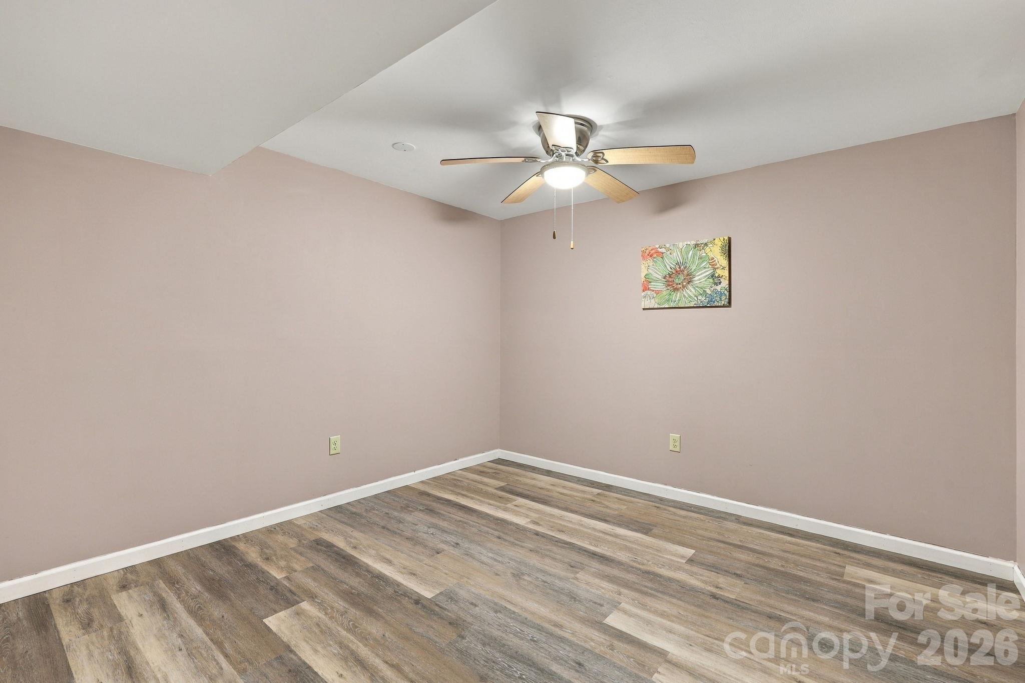 Single Family Residence at 20 Oak Leaf Lane, Arden, photo 37 of 53