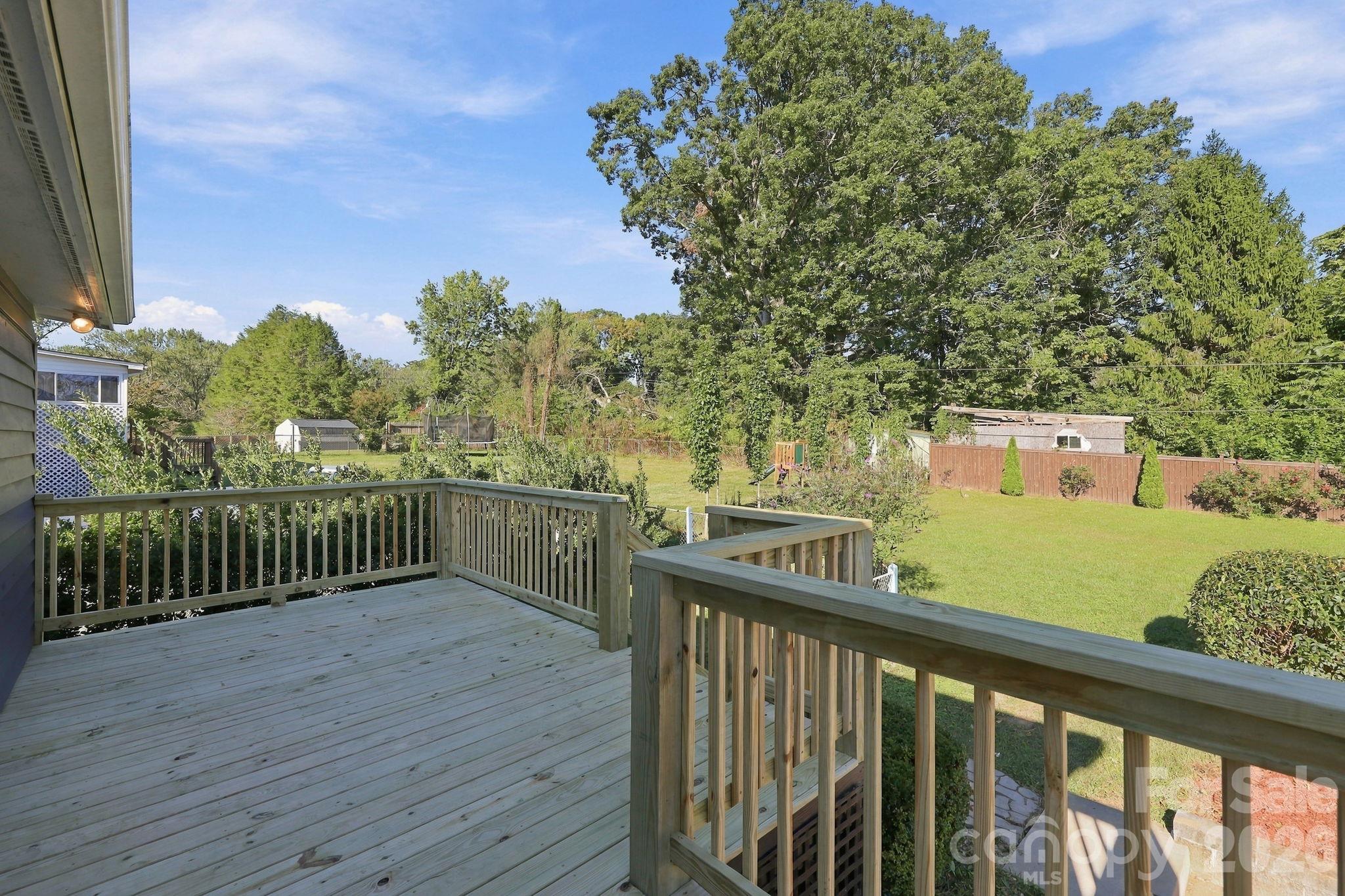 Single Family Residence at 20 Oak Leaf Lane, Arden, photo 43 of 53