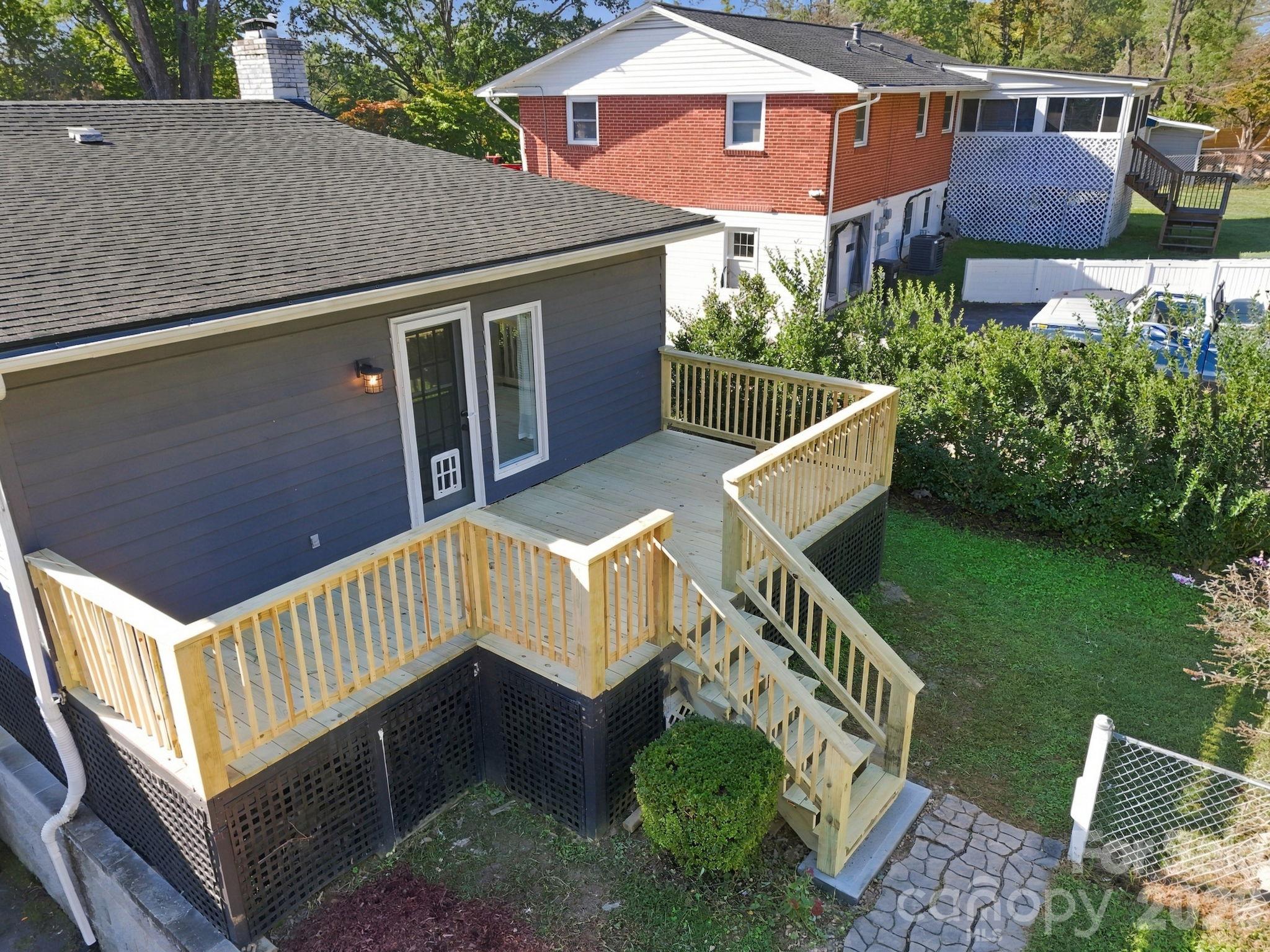 Single Family Residence at 20 Oak Leaf Lane, Arden, photo 47 of 53