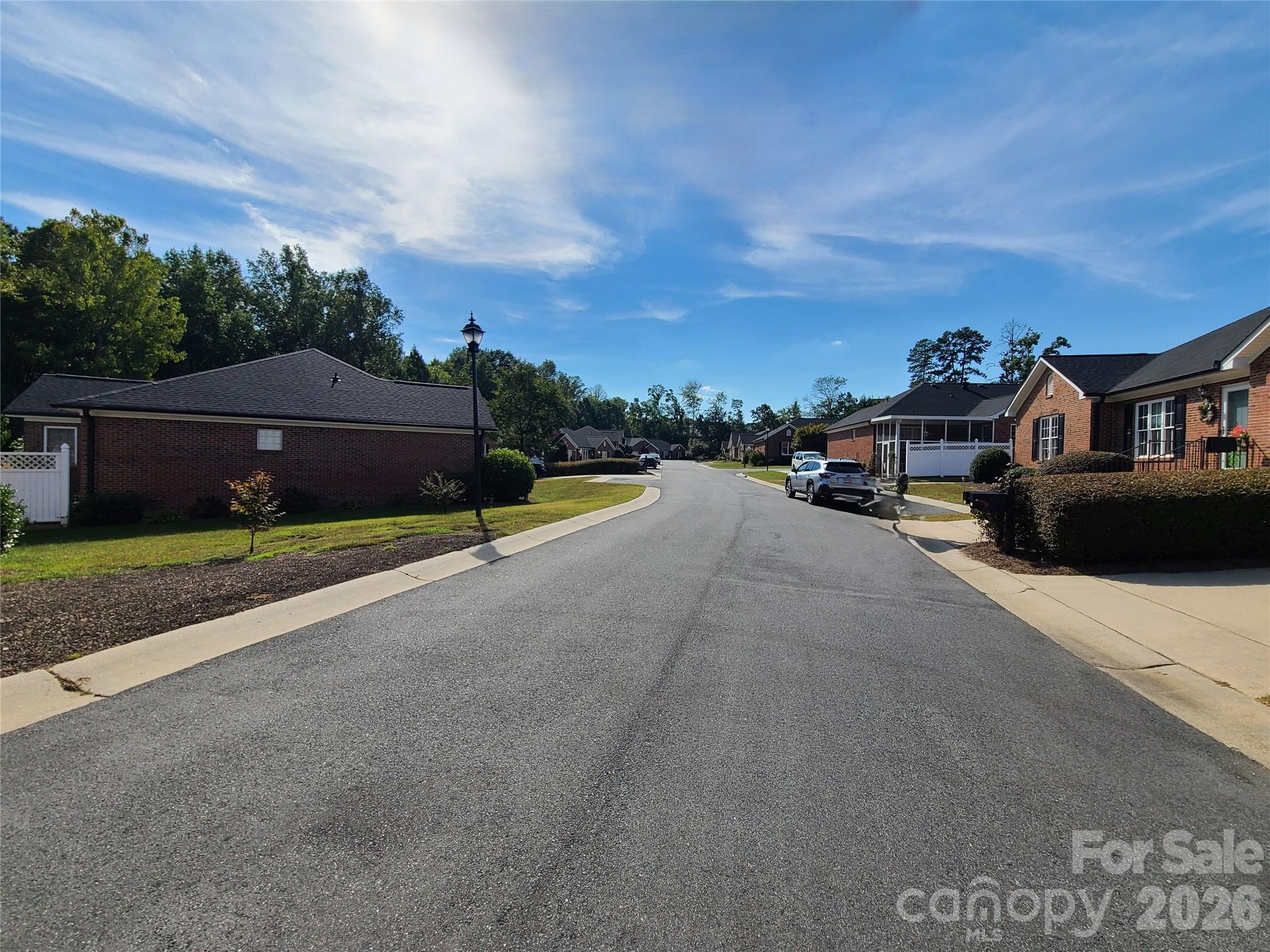 Condominium at 570 Queen Brogan Court, Gastonia, photo 4 of 35