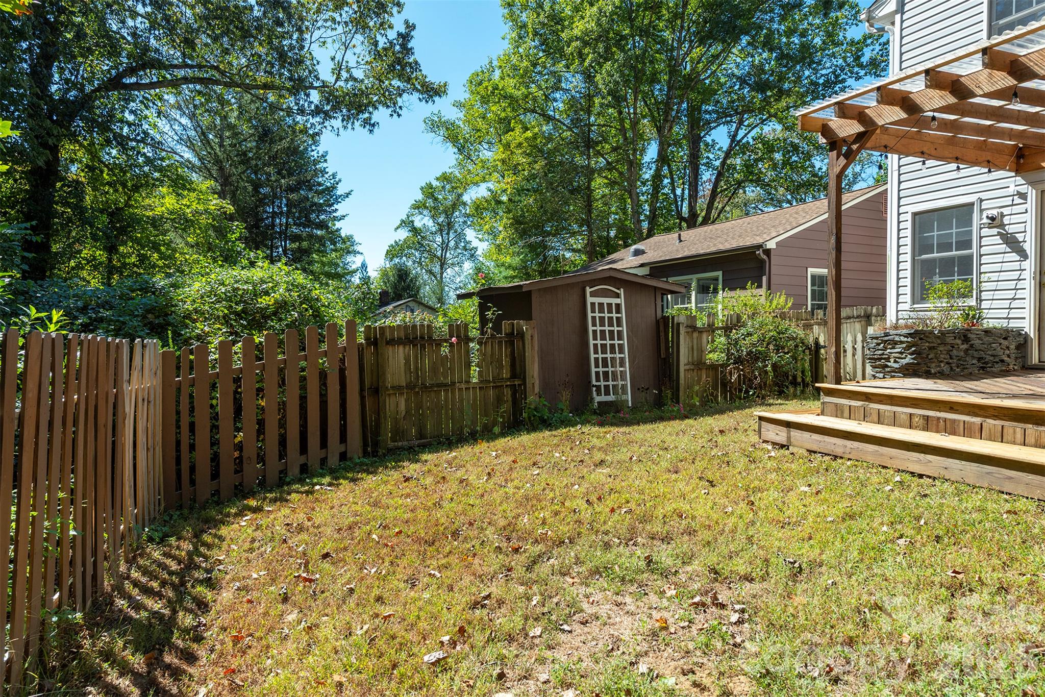 Fenced backyard - 17 Castle Street, Asheville