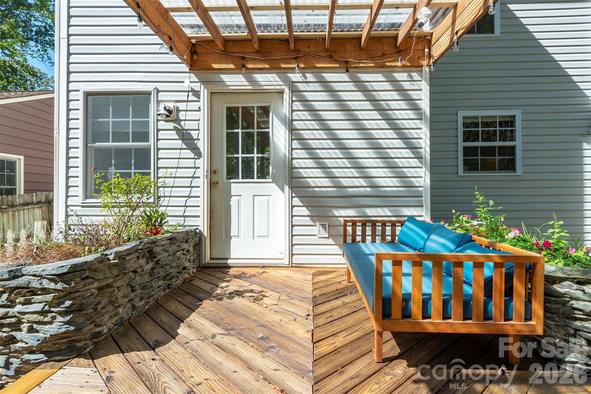 Covered patio - 17 Castle Street, Asheville