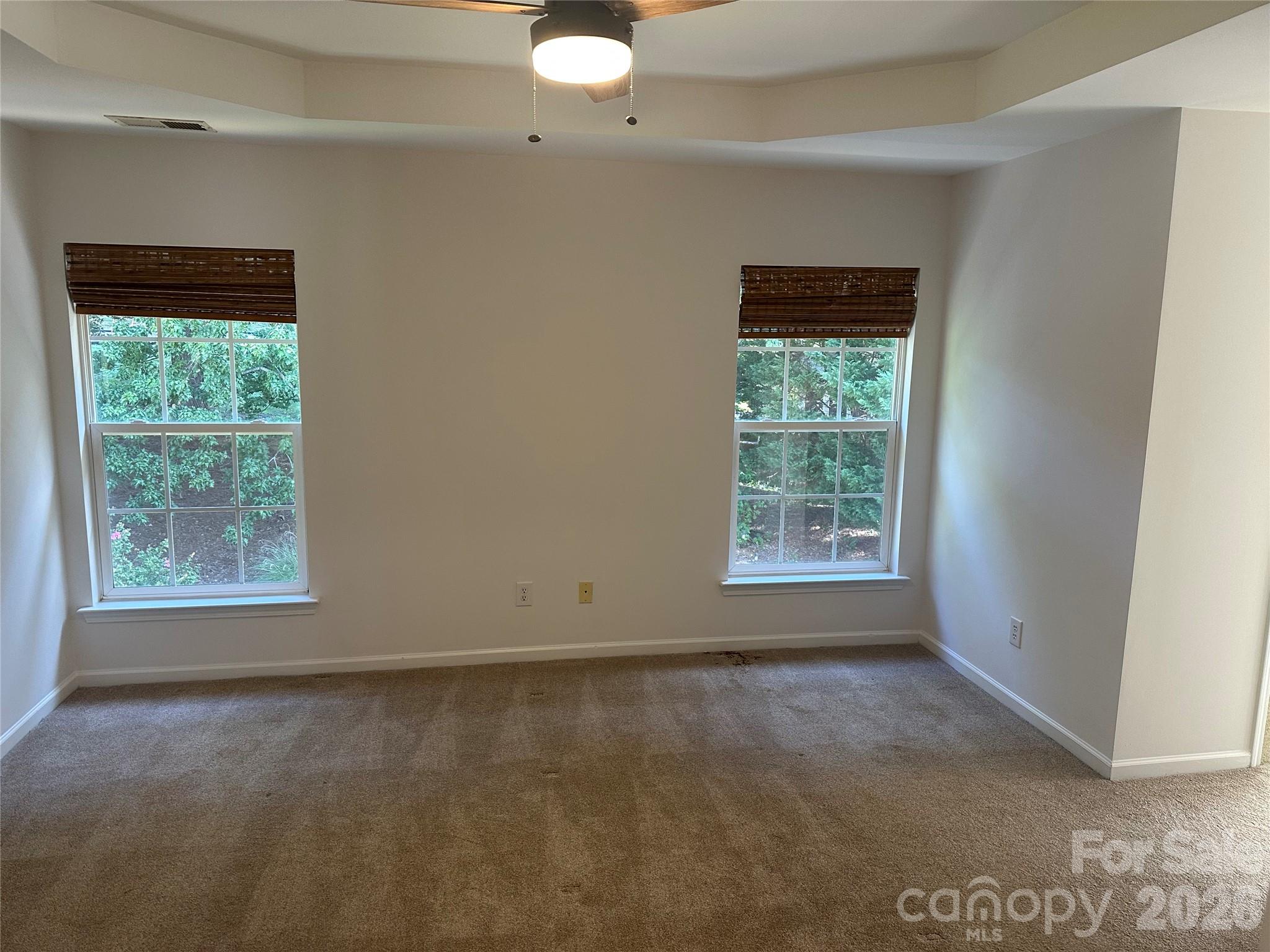 Single Family Residence at 117 S Audubon Avenue, Mooresville, photo 23 of 33
