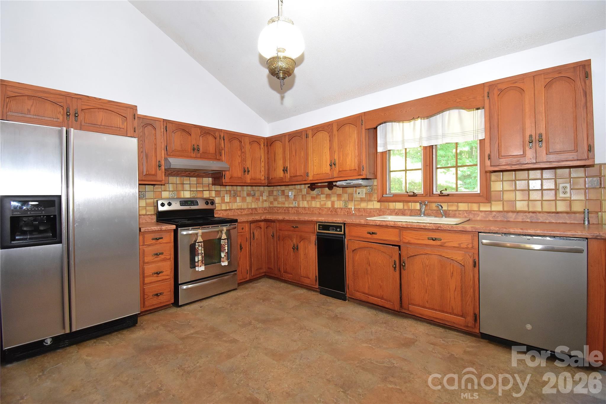 Single Family Residence at 586 Justice Ridge Road, Candler, photo 3 of 37