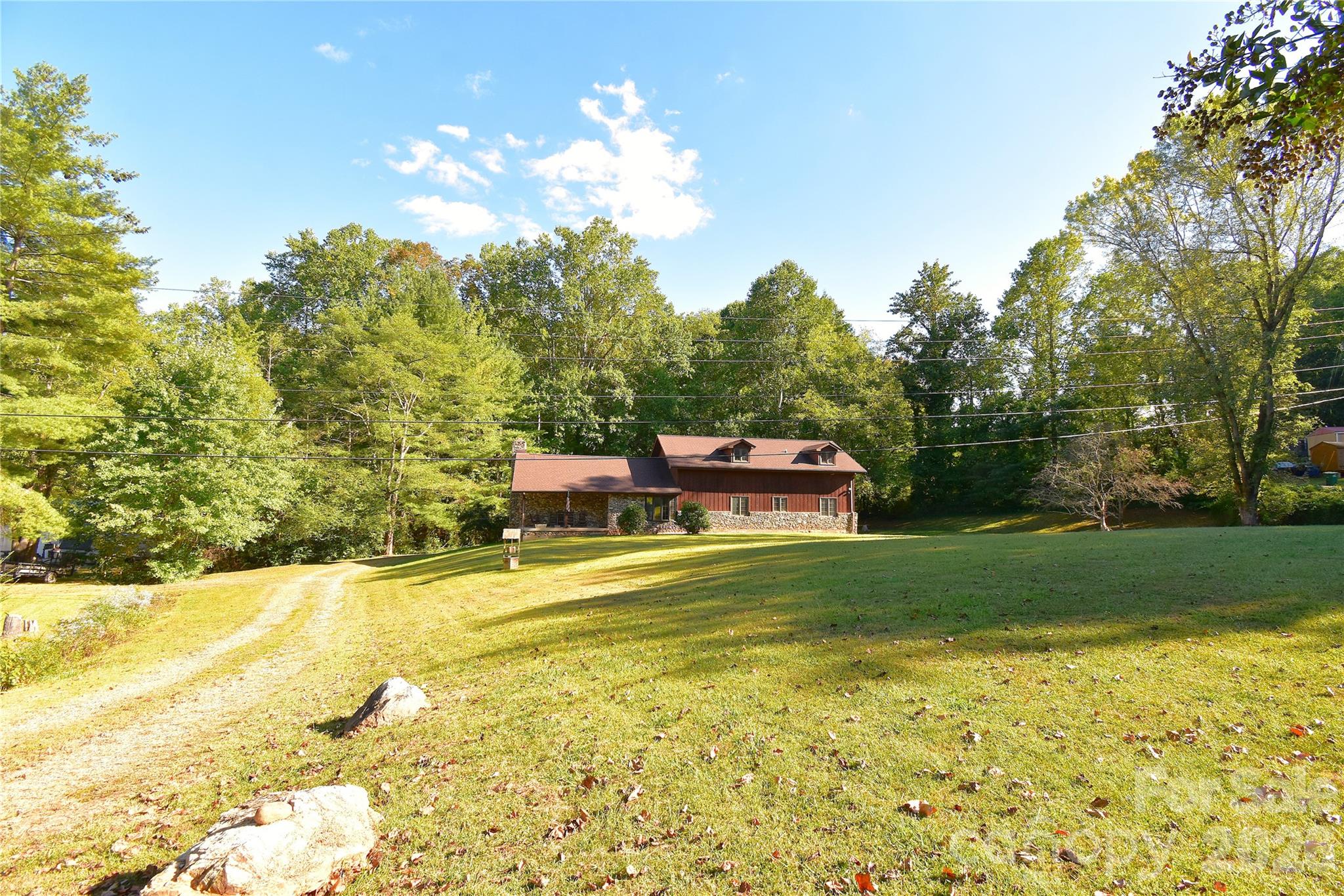 Single Family Residence at 586 Justice Ridge Road, Candler, photo 31 of 37