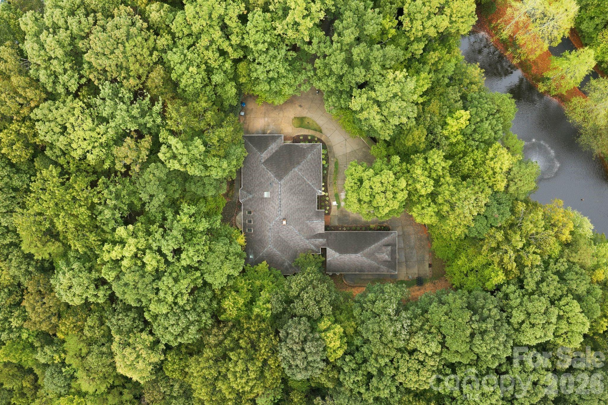 Single Family Residence at 935 Woods Loop, Waxhaw, photo 3 of 43