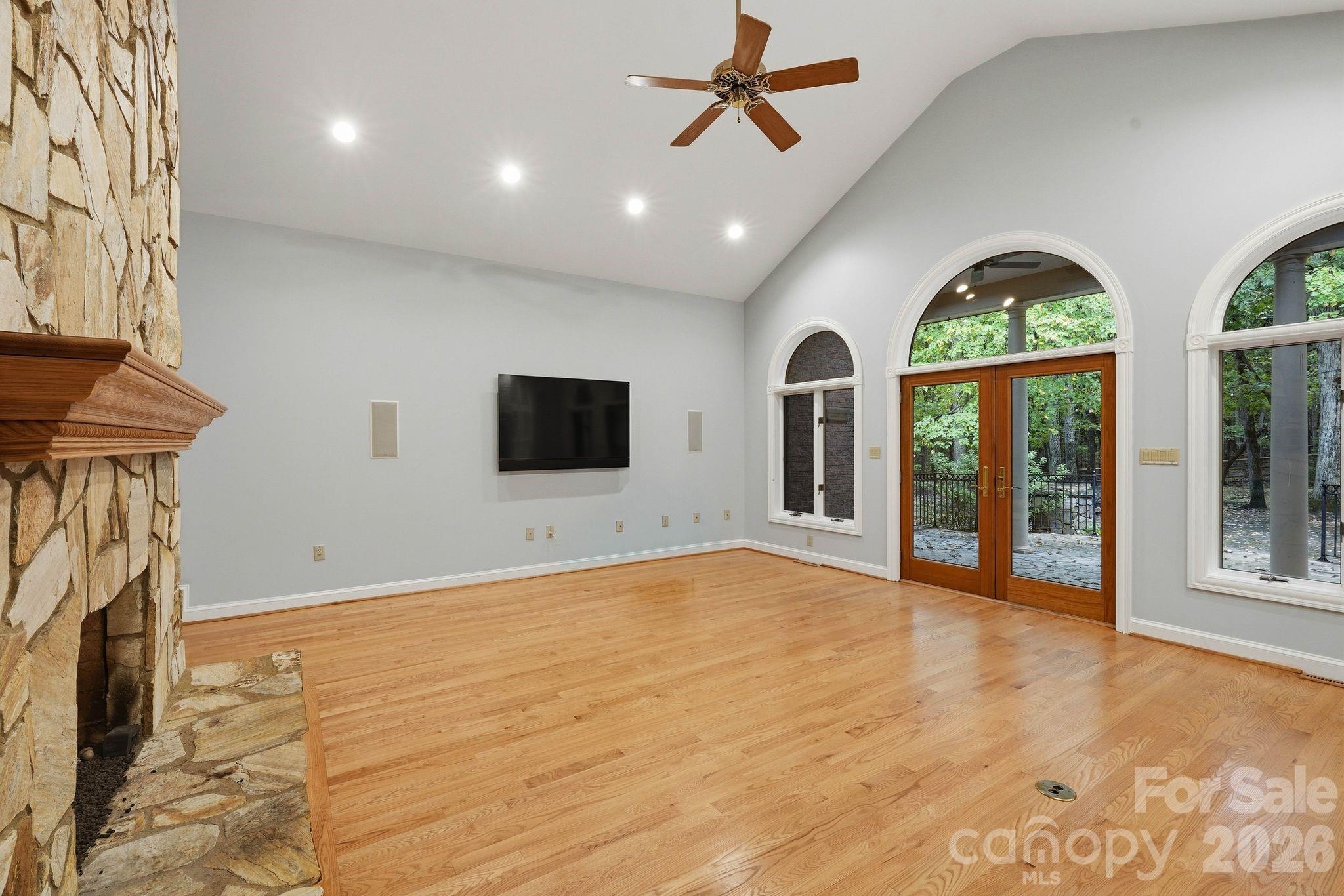 Single Family Residence at 935 Woods Loop, Waxhaw, photo 24 of 43
