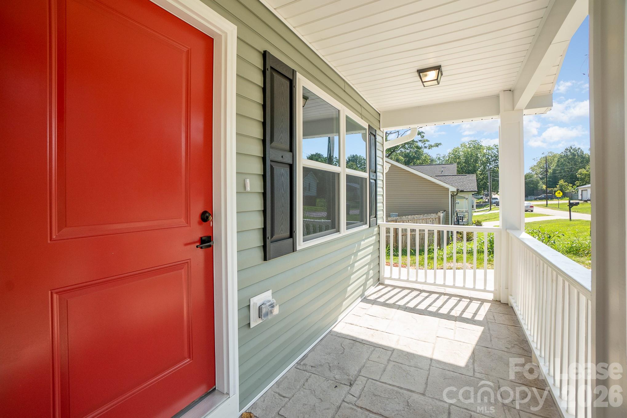 Single Family Residence at 400 W 9th Street, Kannapolis, photo 3 of 20
