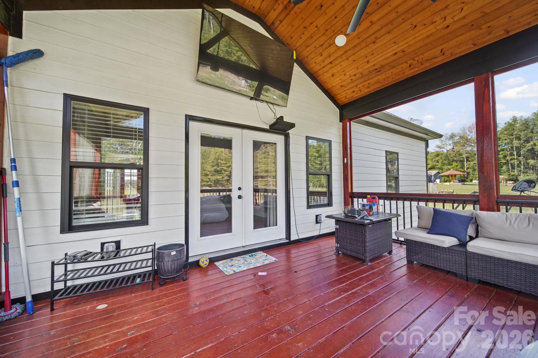 Single Family Residence at 2101 Mangum Dairy Road, Monroe, photo 5 of 44