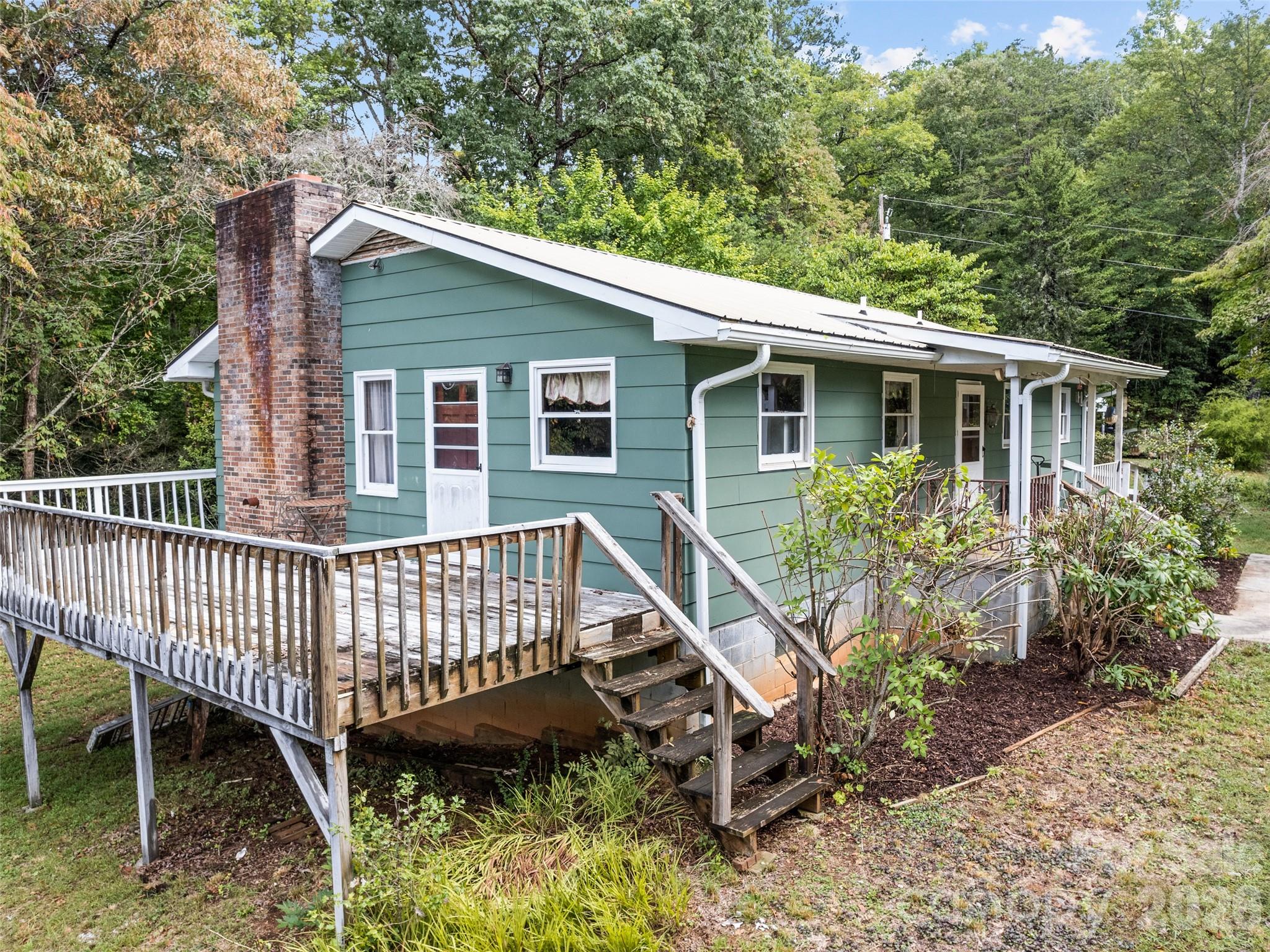 Single Family Residence at 177 Mica Ridge, Sylva, photo 4 of 33