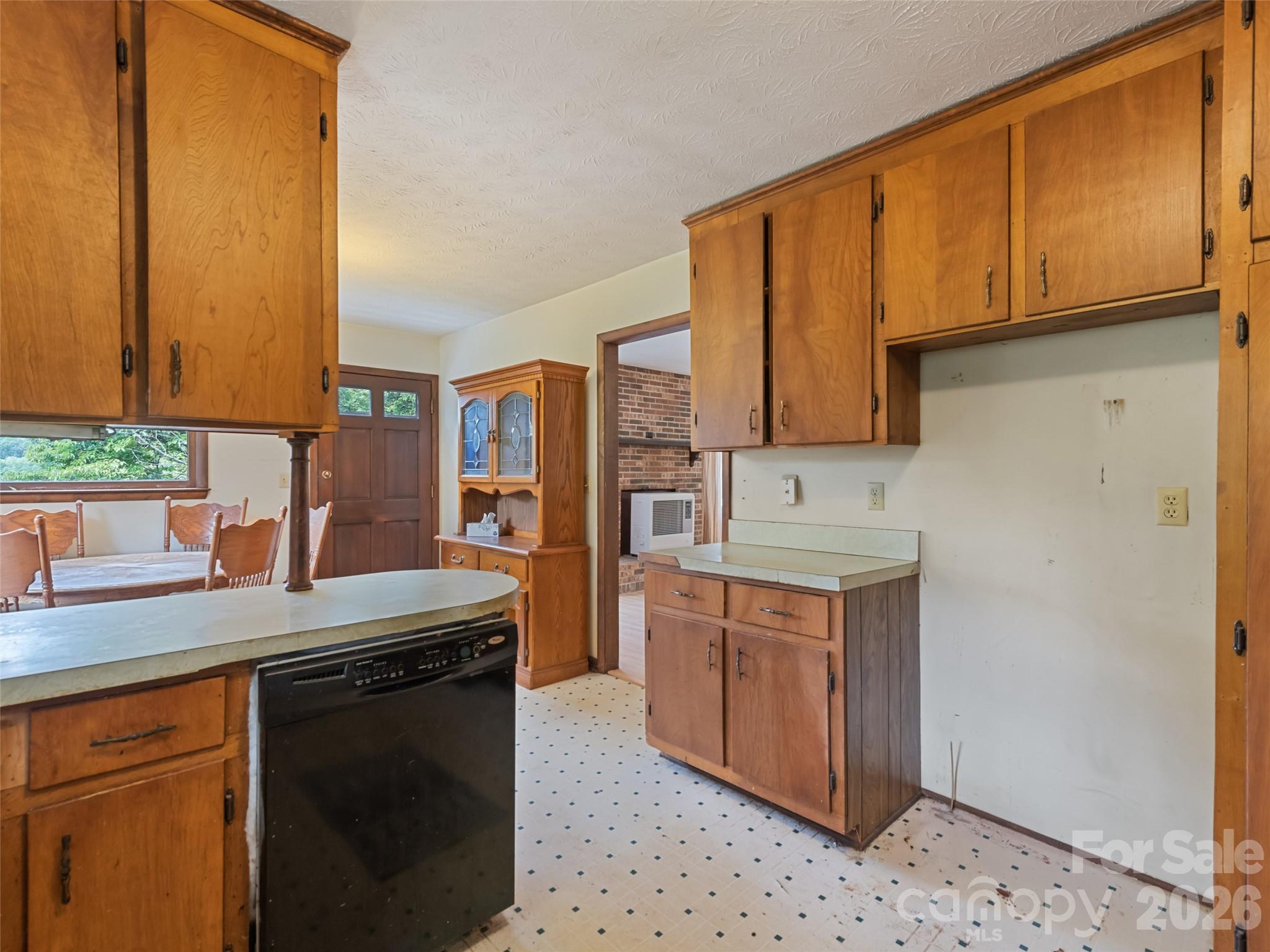Single Family Residence at 177 Mica Ridge, Sylva, photo 27 of 33