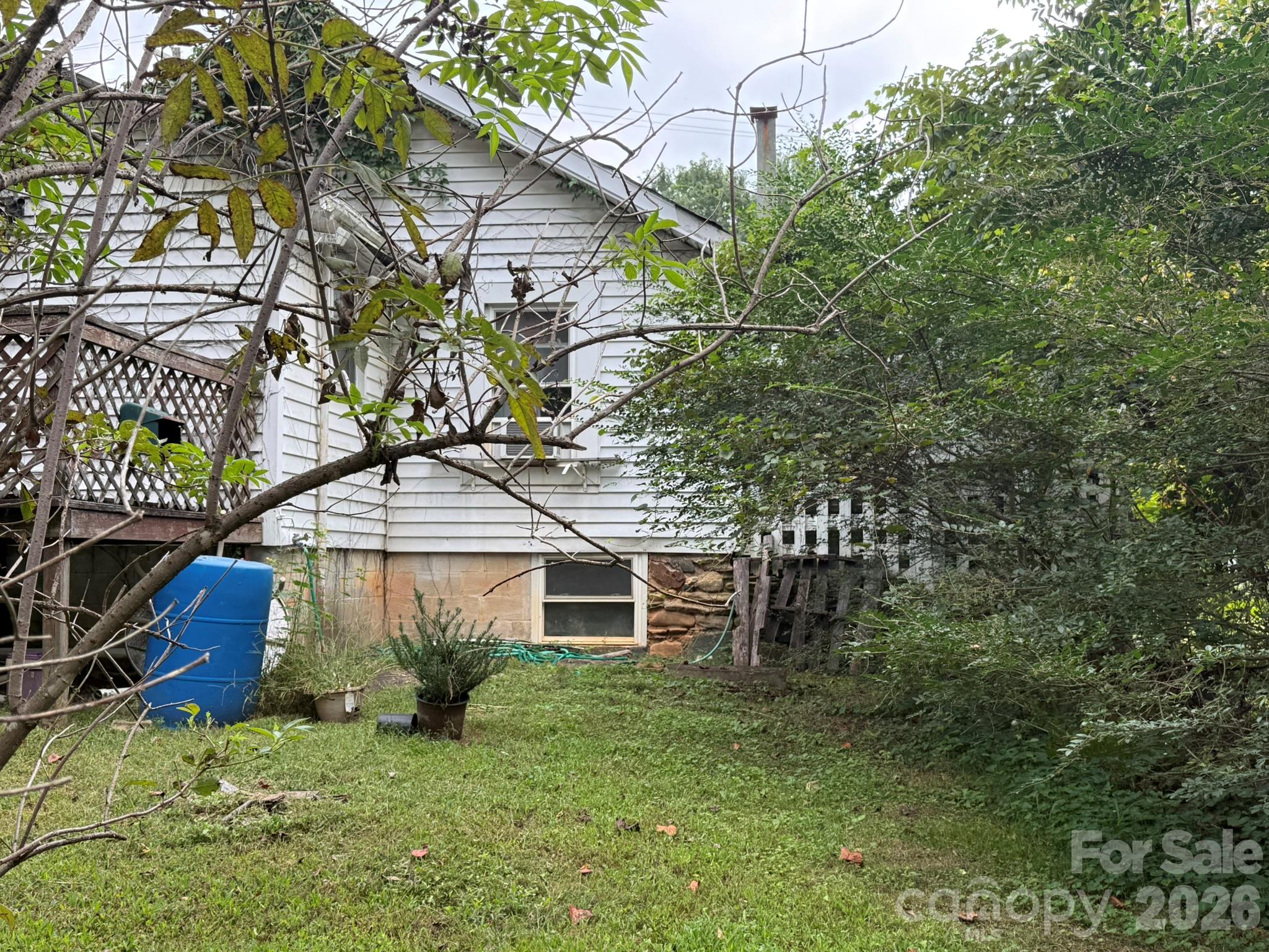 Single Family Residence at 68 Morris Avenue, Marion, photo 10 of 32