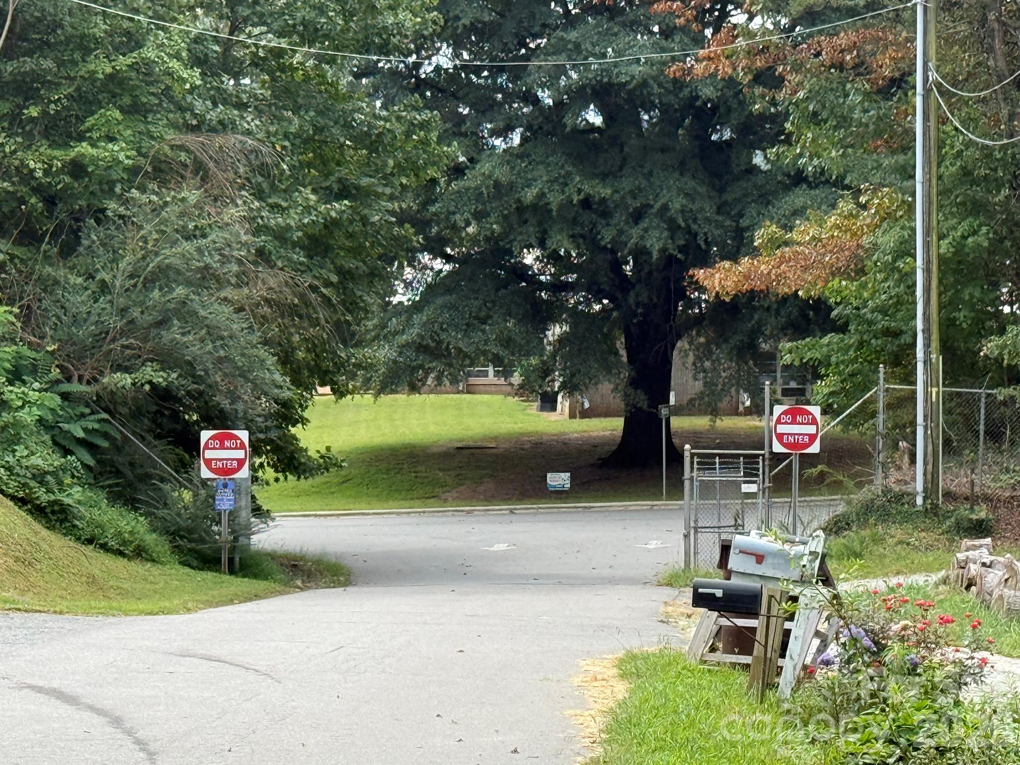 exit gate from Eastfield elementary - 68 Morris Avenue, Marion