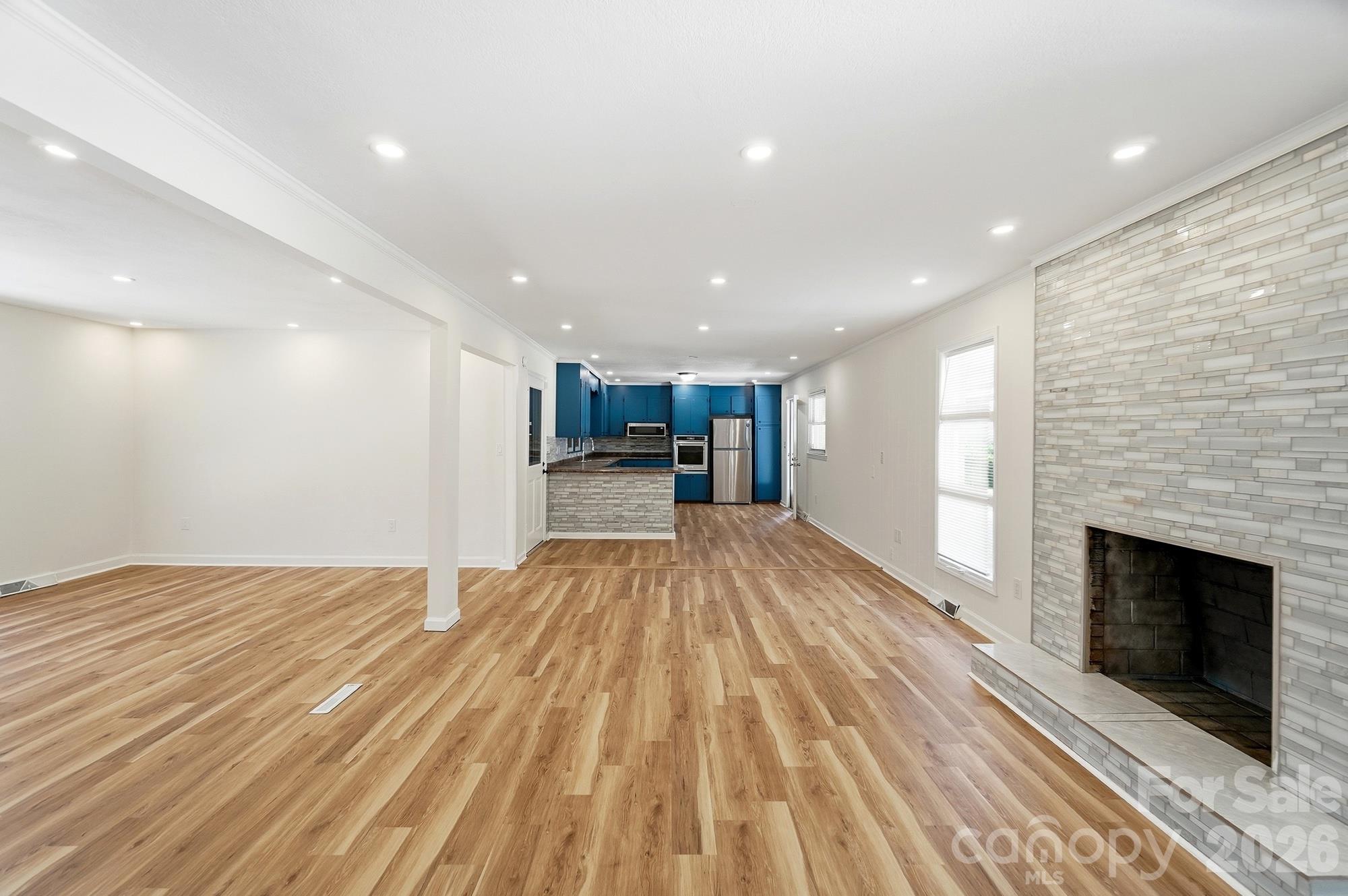 Main Floor Fire place  - new floors - 213 Lakeview Drive, Harrisburg