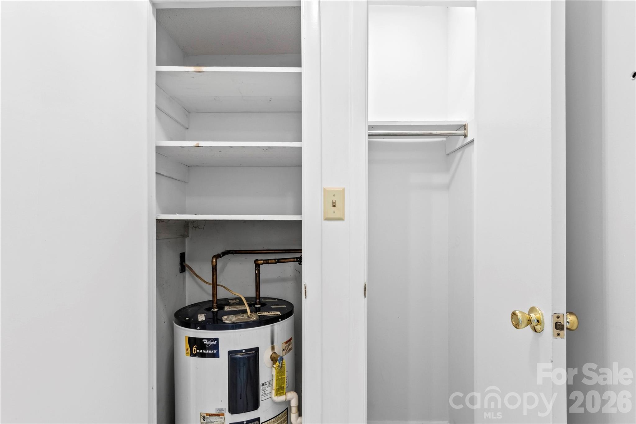 Condominium at 178 Driftwood Lane, Winston Salem, photo 11 of 32