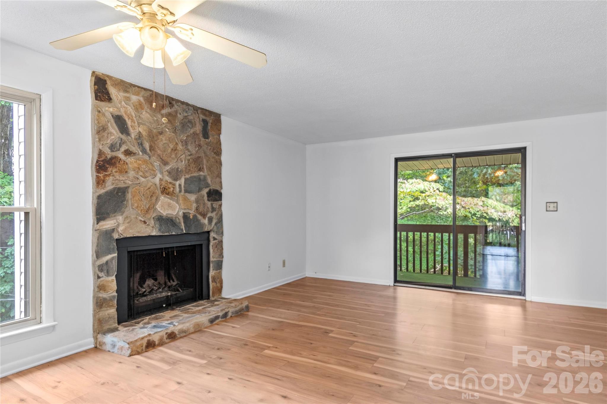Condominium at 178 Driftwood Lane, Winston Salem, photo 6 of 32