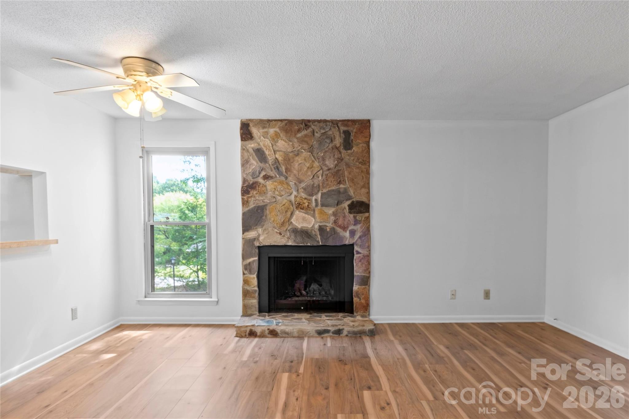 Condominium at 178 Driftwood Lane, Winston Salem, photo 3 of 32