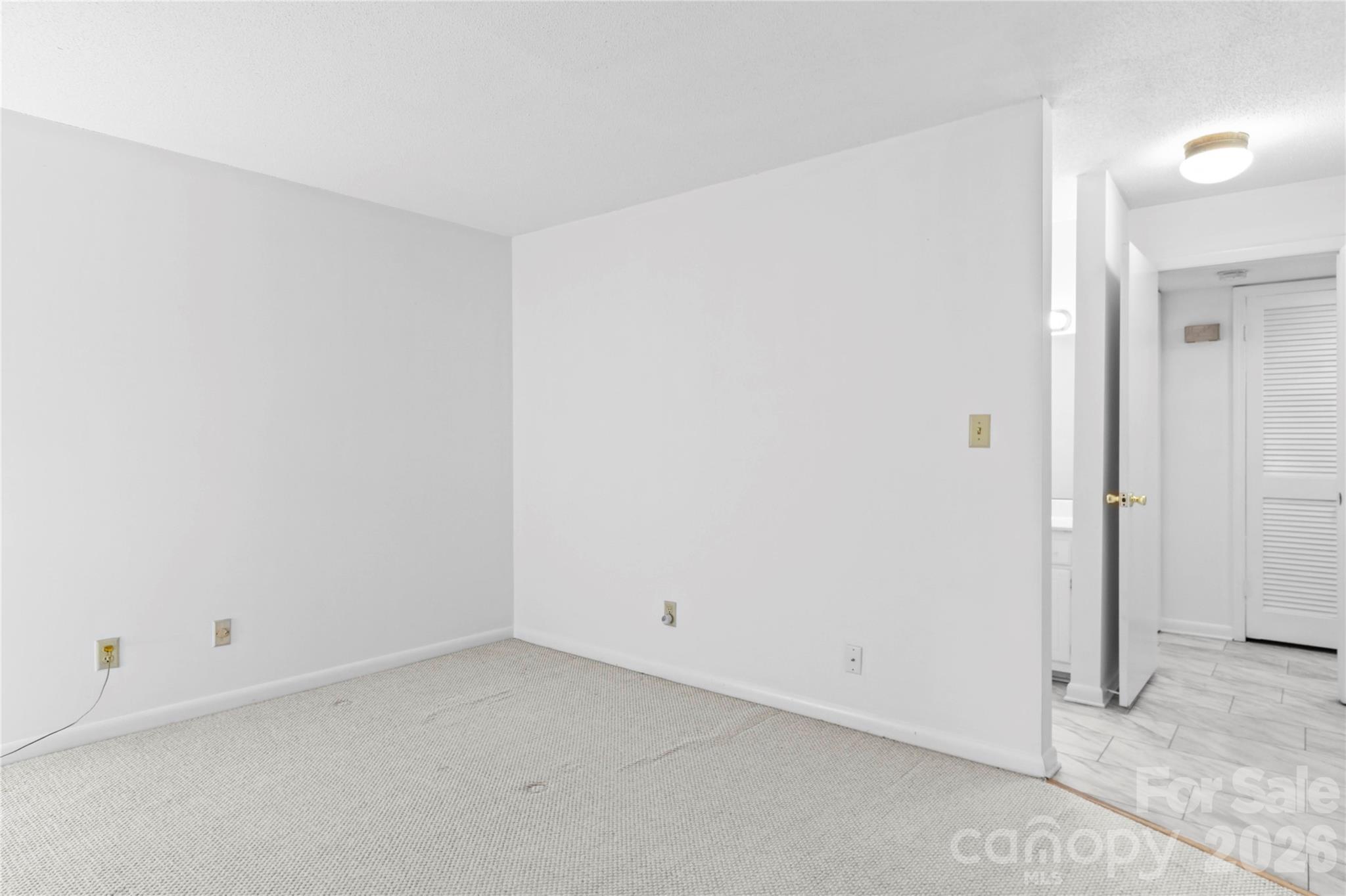 Condominium at 178 Driftwood Lane, Winston Salem, photo 17 of 32