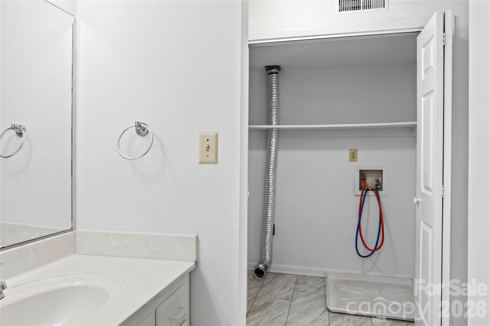Condominium at 178 Driftwood Lane, Winston Salem, photo 19 of 32
