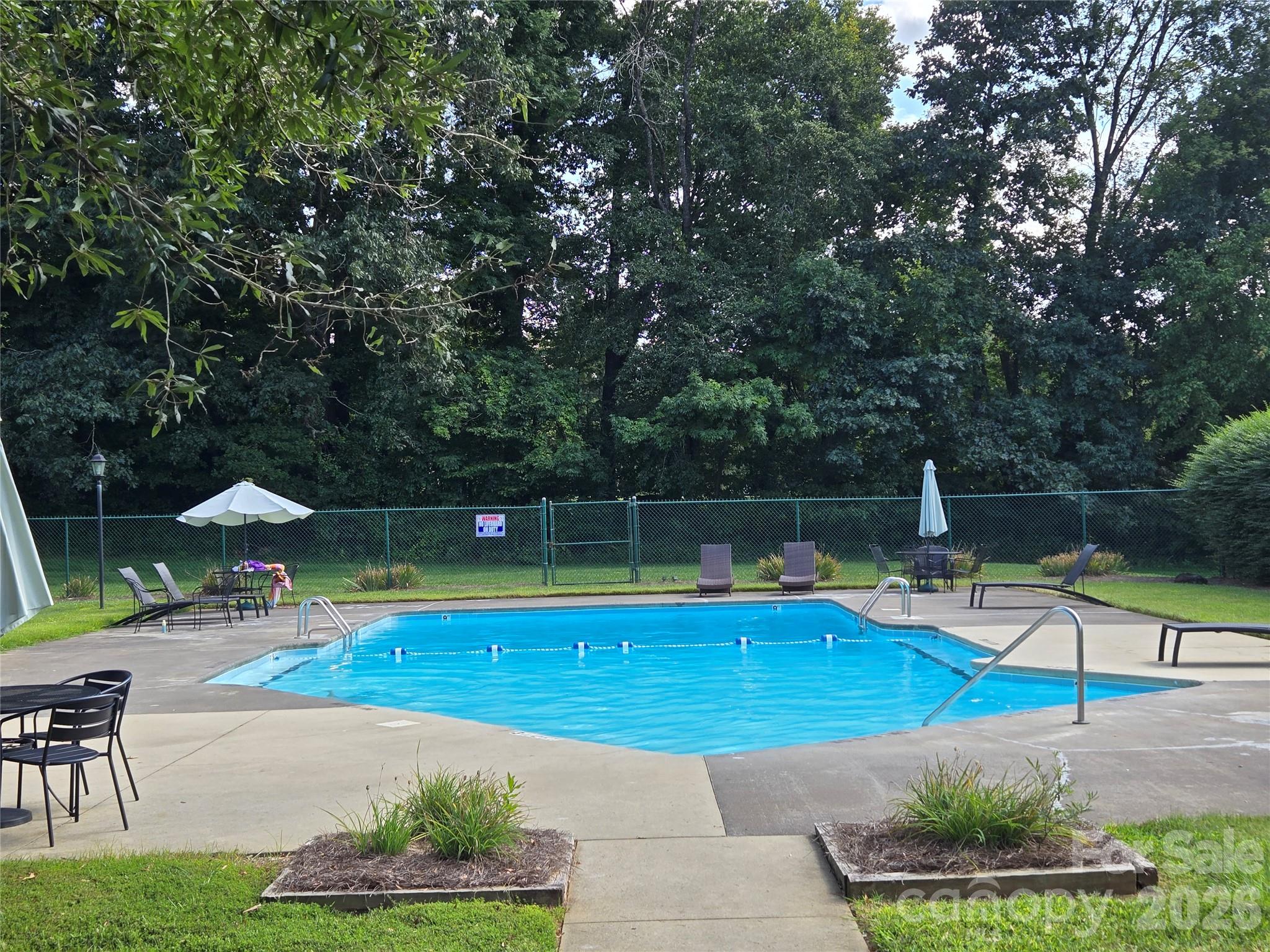 Condominium at 178 Driftwood Lane, Winston Salem, photo 31 of 32
