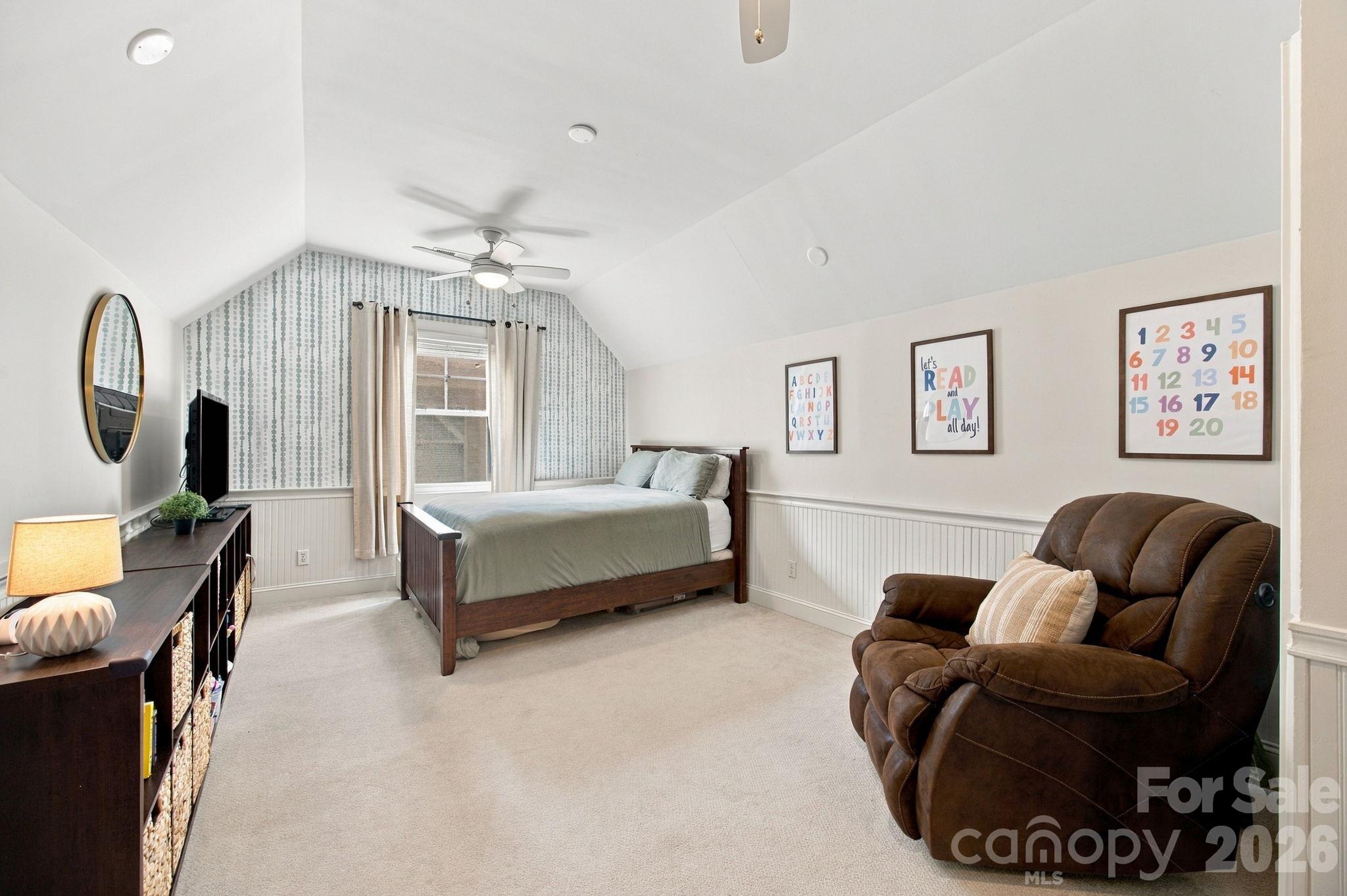 Single Family Residence at 16101 Kelly Park Circle, Huntersville, photo 34 of 46