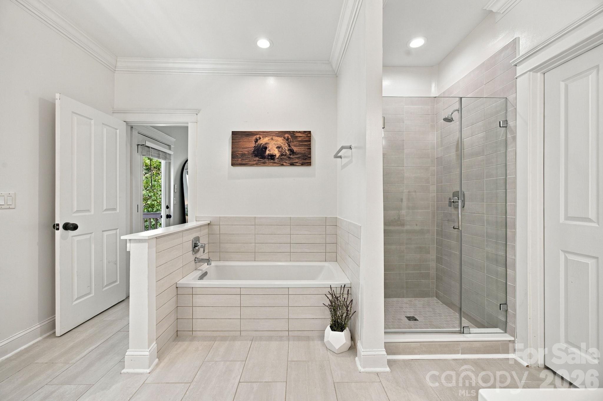 Single Family Residence at 16101 Kelly Park Circle, Huntersville, photo 27 of 46