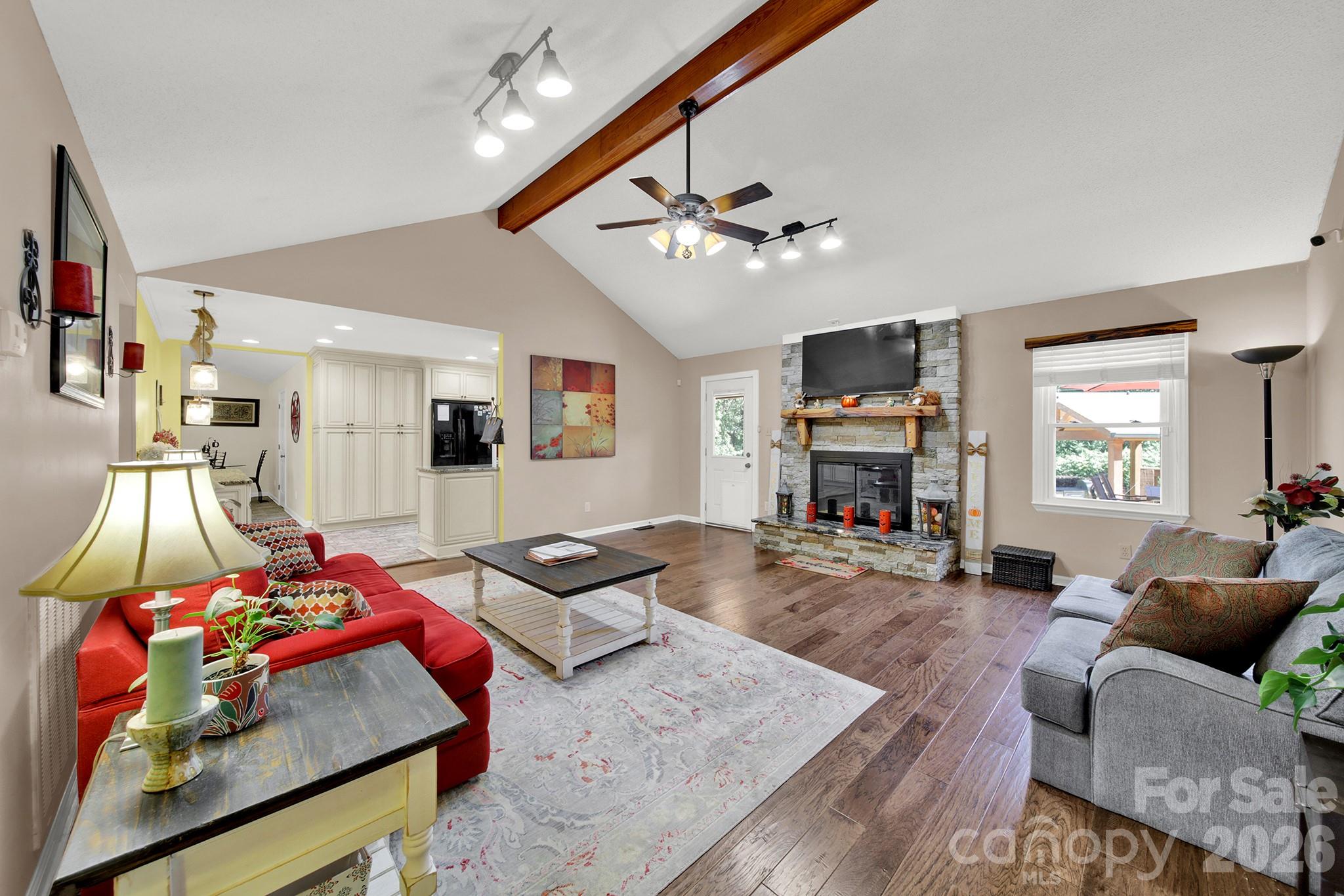 Single Family Residence at 900 Saddle Ridge Road, Fort Mill, photo 10 of 43