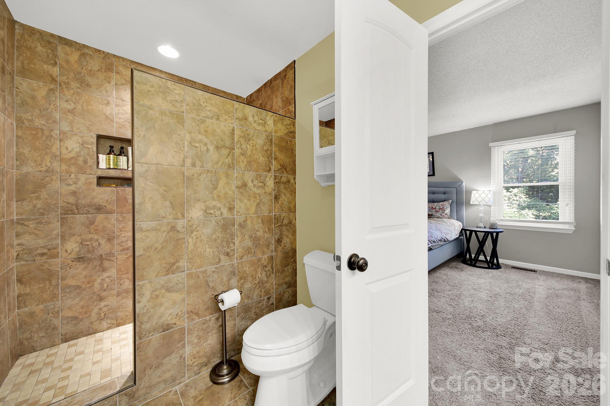 Single Family Residence at 900 Saddle Ridge Road, Fort Mill, photo 25 of 43