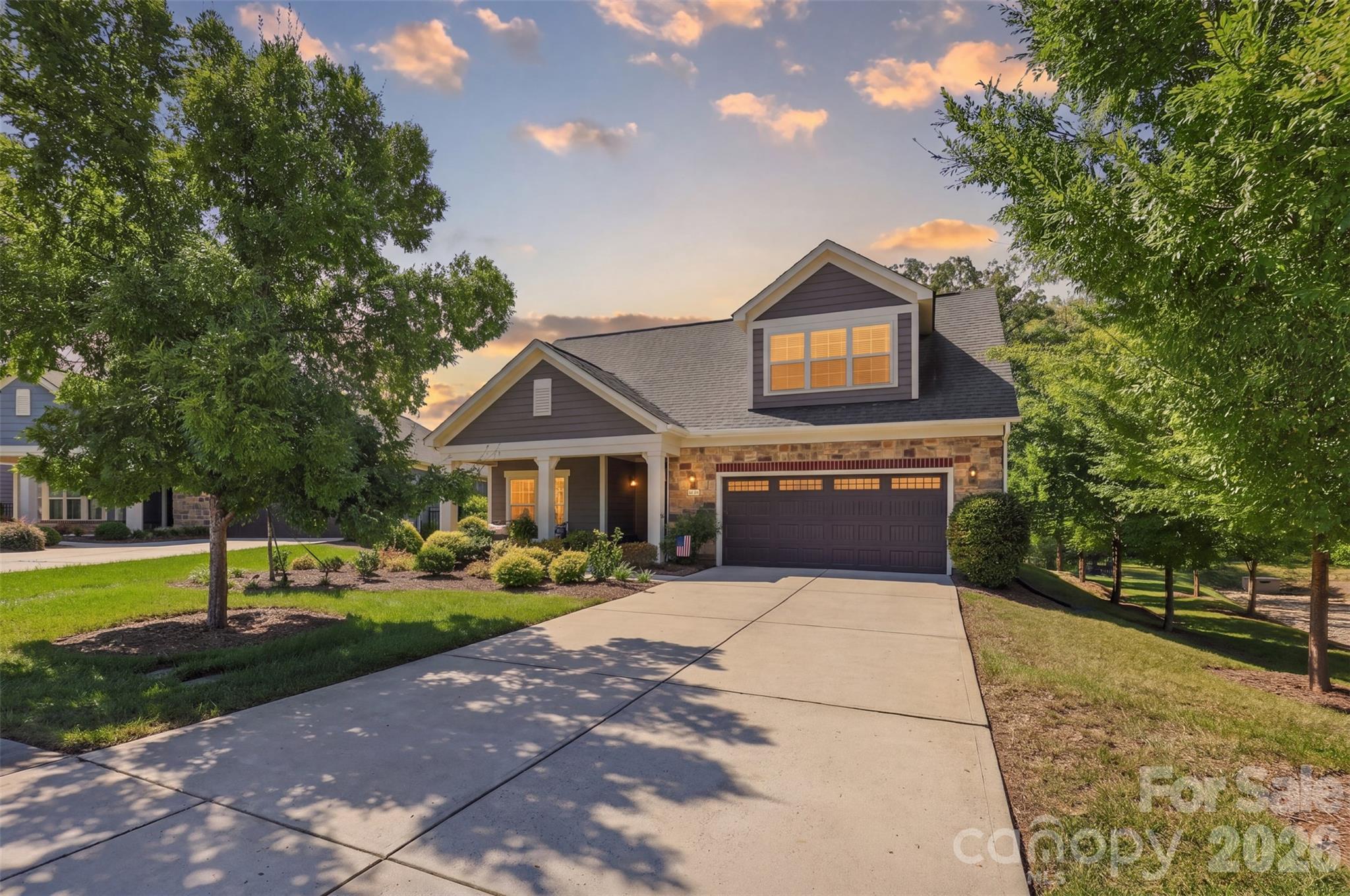 Single Family Residence at 2213 Lincolnshire Lane, Waxhaw, photo 3 of 46