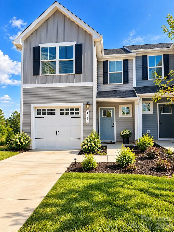 1516 39th Avenue Loop NE