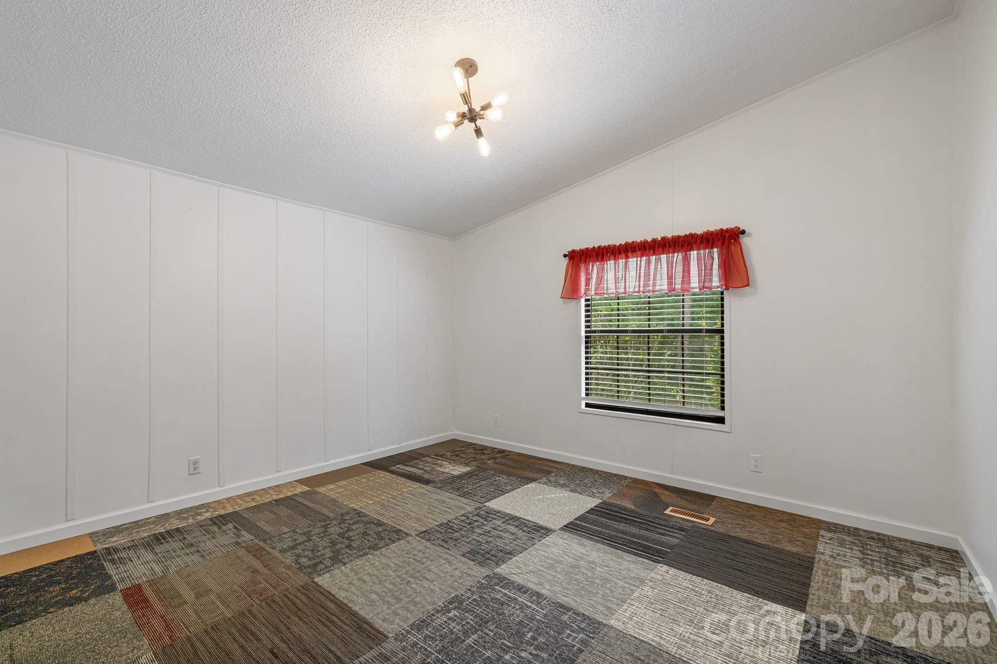 Single Family Residence at 75 Cliffview Drive, Asheville, photo 27 of 41