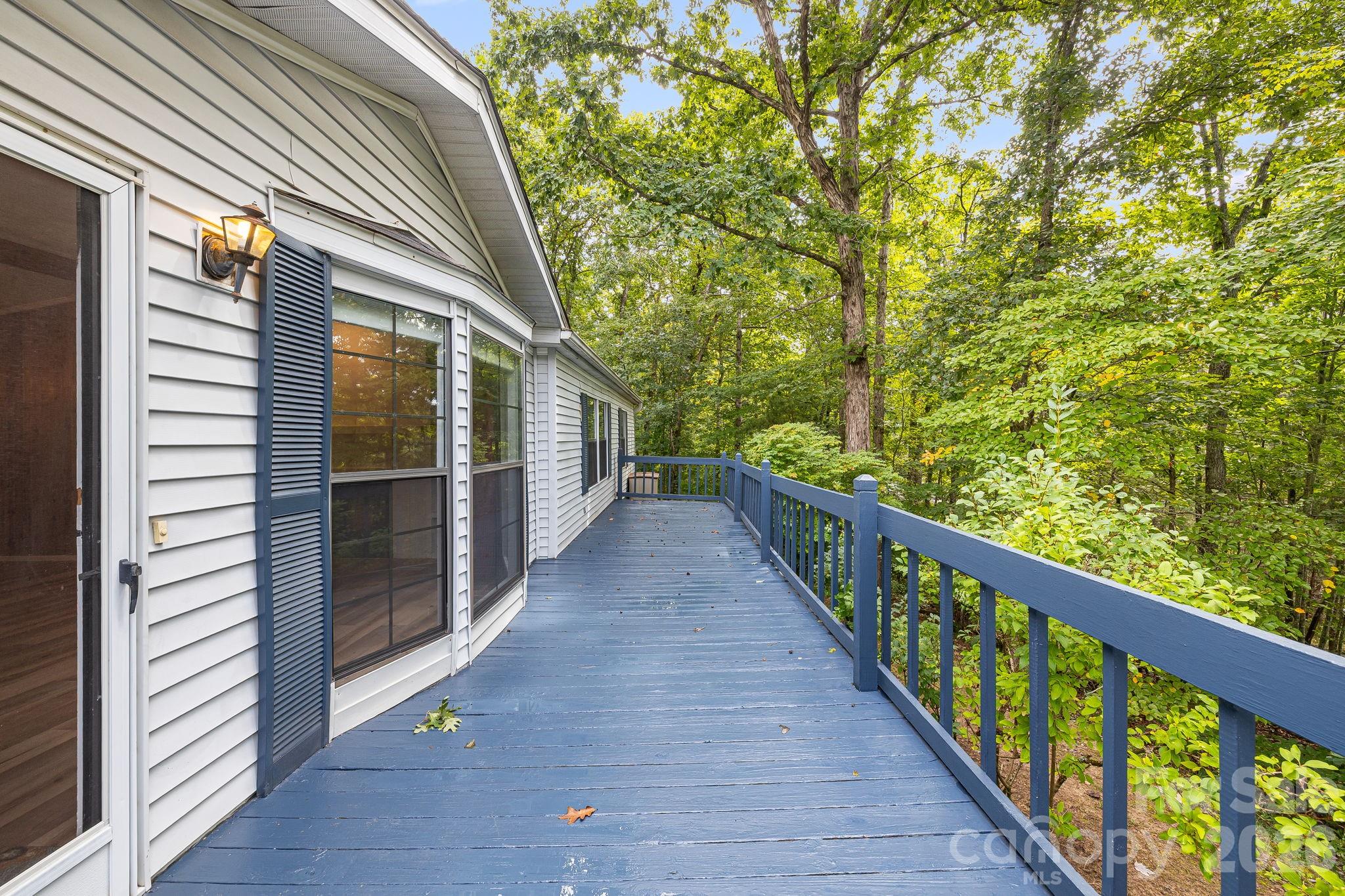 Single Family Residence at 75 Cliffview Drive, Asheville, photo 33 of 41