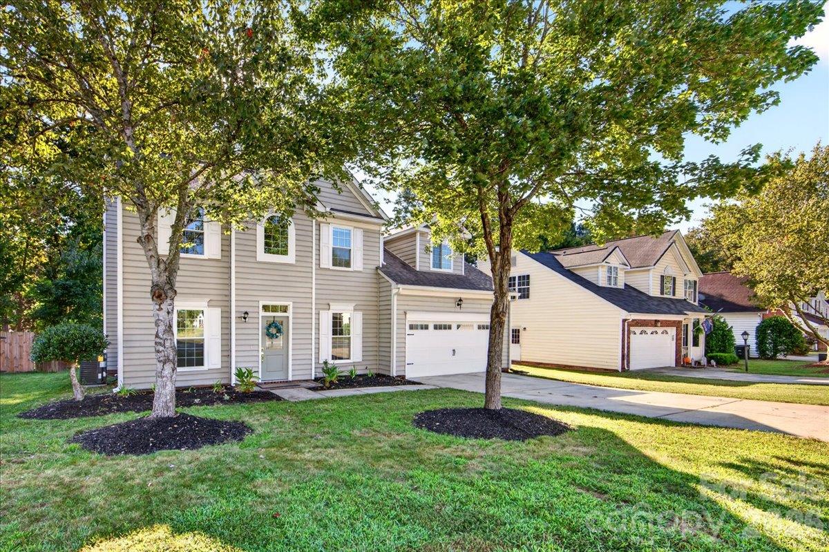 Single Family Residence at 3700 Brookstone Trail, Indian Trail, photo 2 of 40