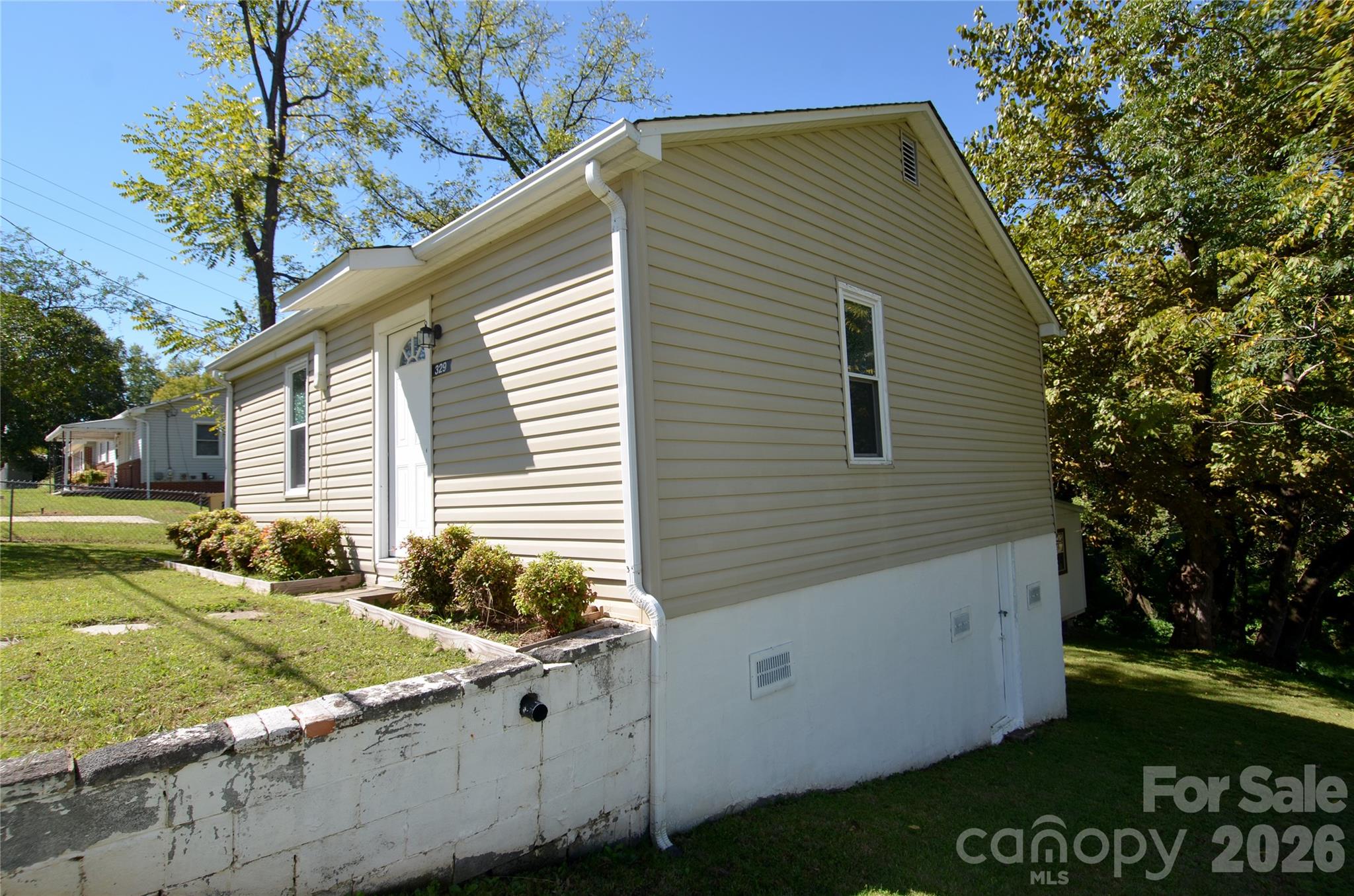 Side - 329 Morehead Road, Marion