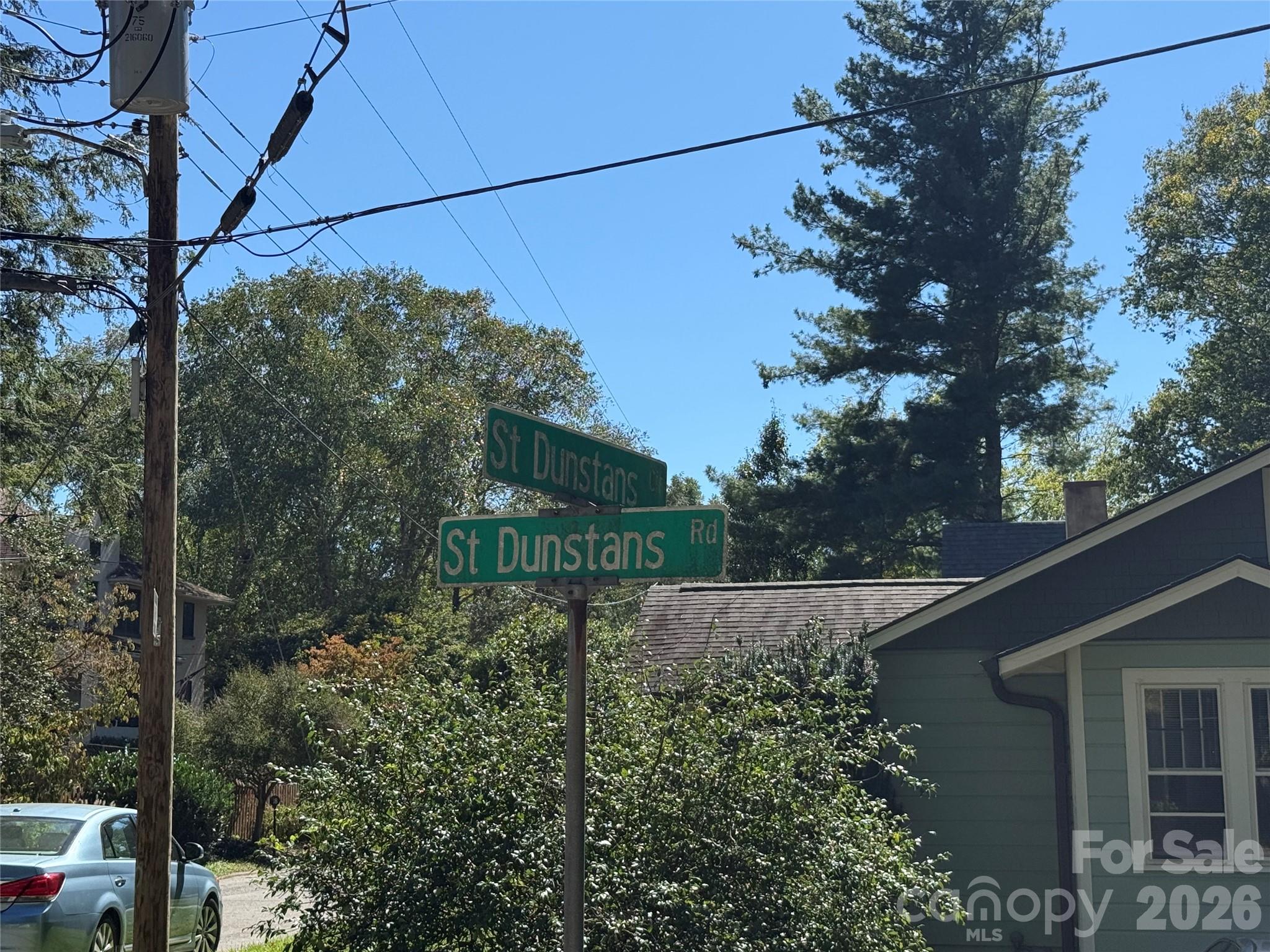 The alley entrance is at this intersection - 99999 Roebling Circle, Asheville