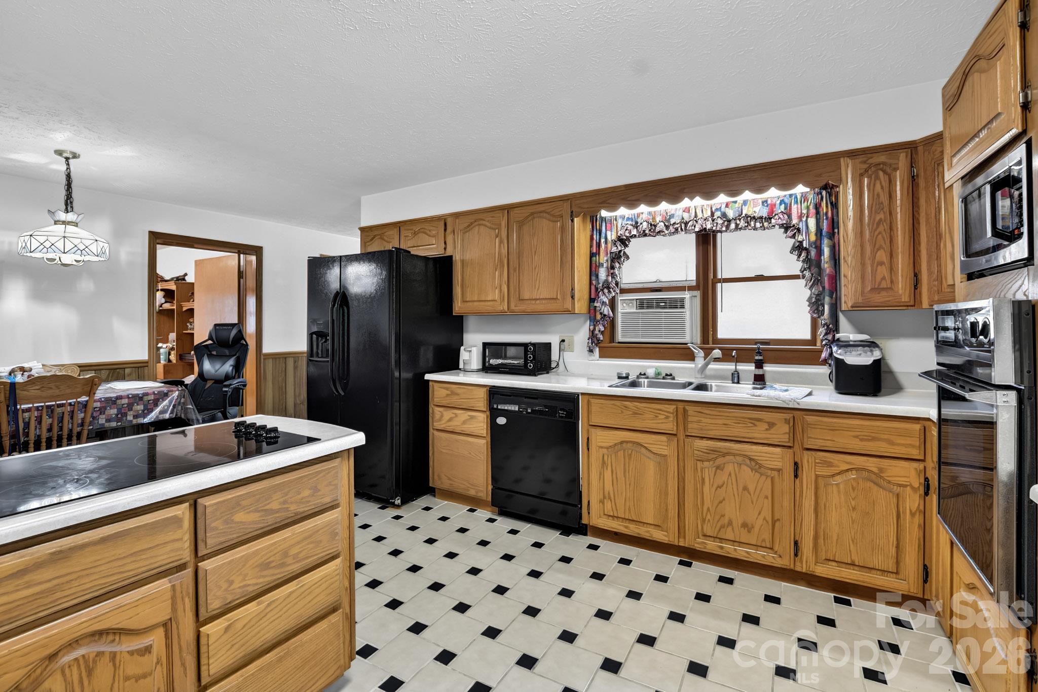 Single Family Residence at 1145 Coleman Mountain Road, Waynesville, photo 13 of 46