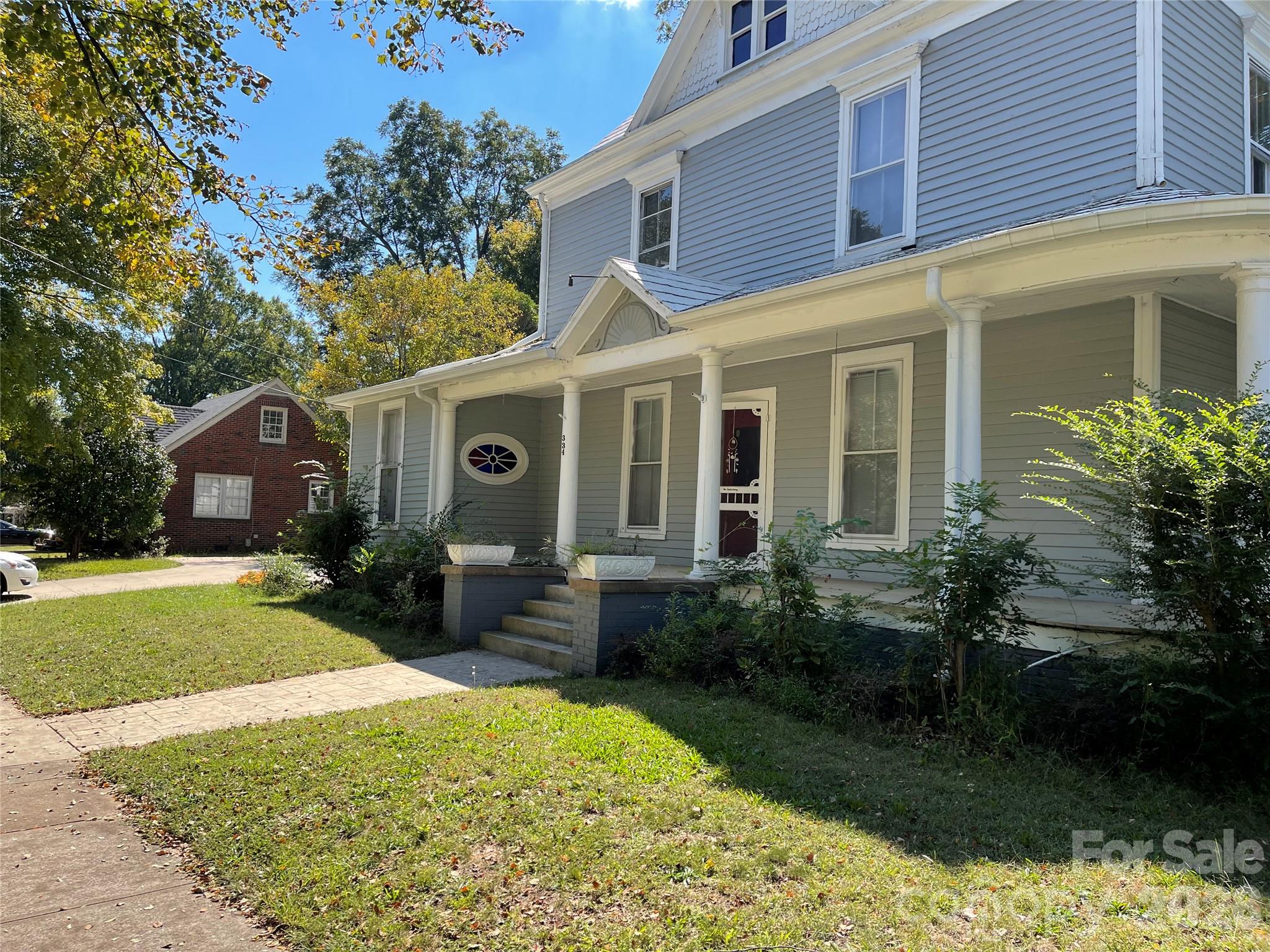 Side view - 334 Davie Avenue, Statesville