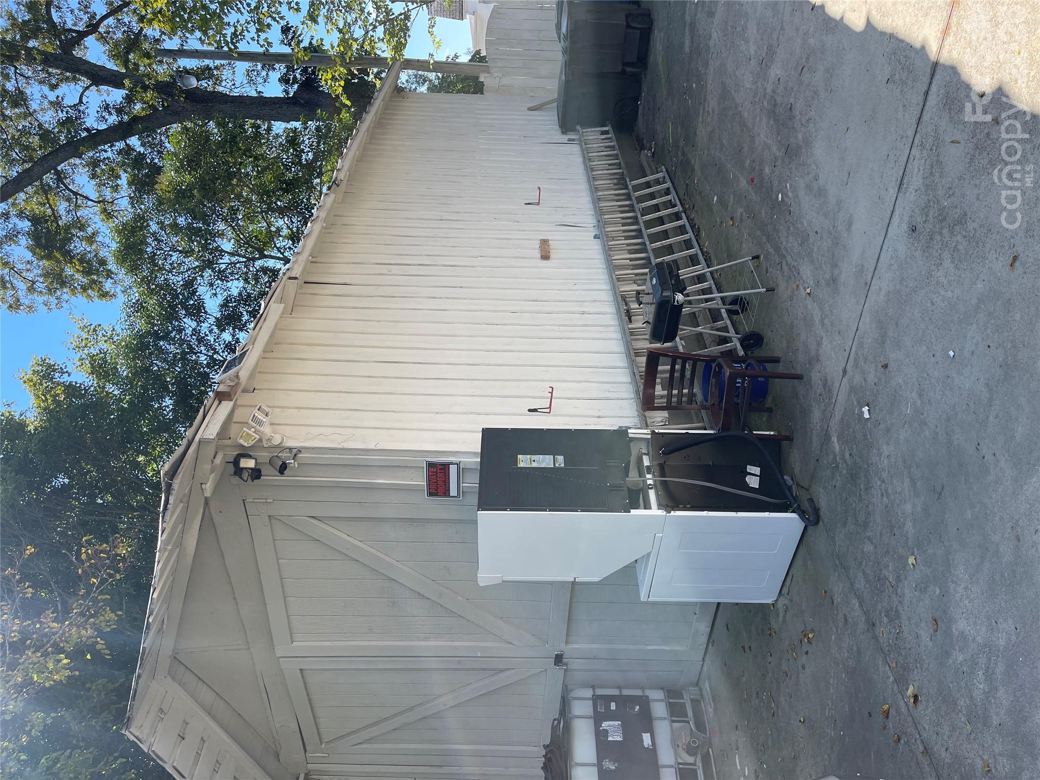 outdoor storage garage - 334 Davie Avenue, Statesville