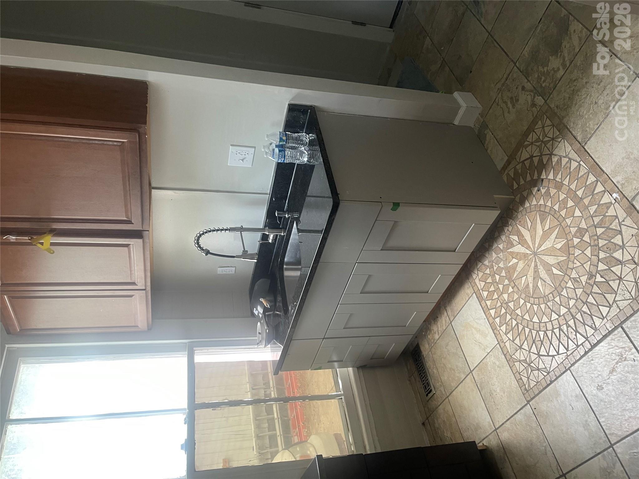 One bedroom unit kitchen - 334 Davie Avenue, Statesville