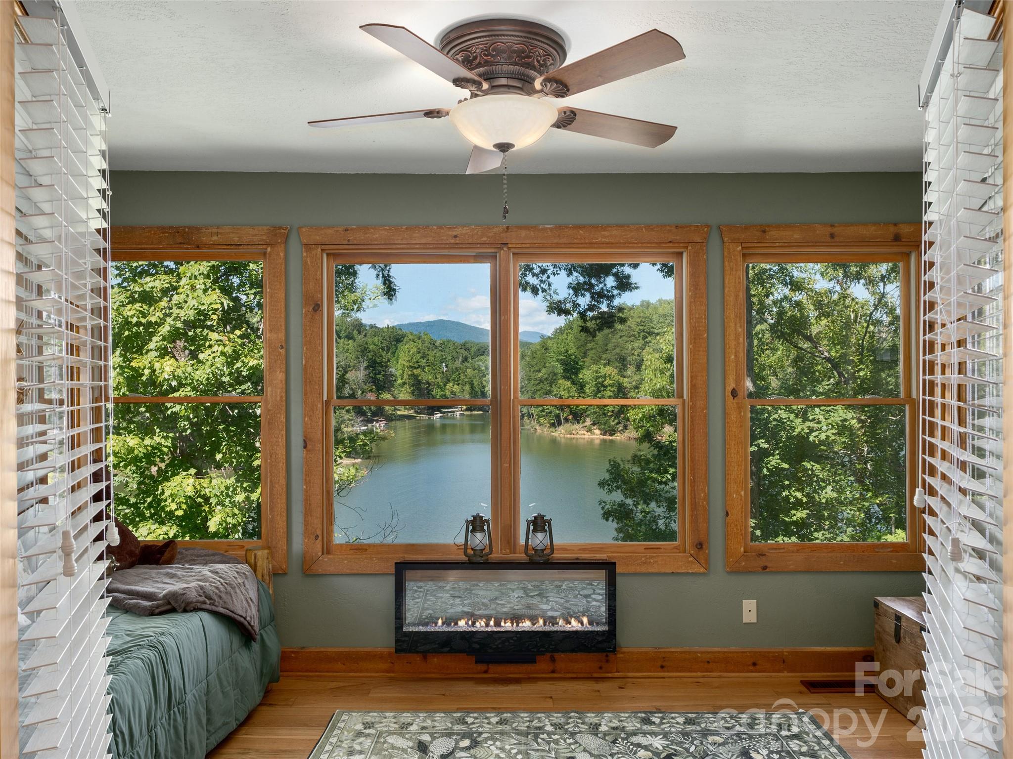 Townhouse at 5 Chalet Court, Mill Spring, photo 14 of 37
