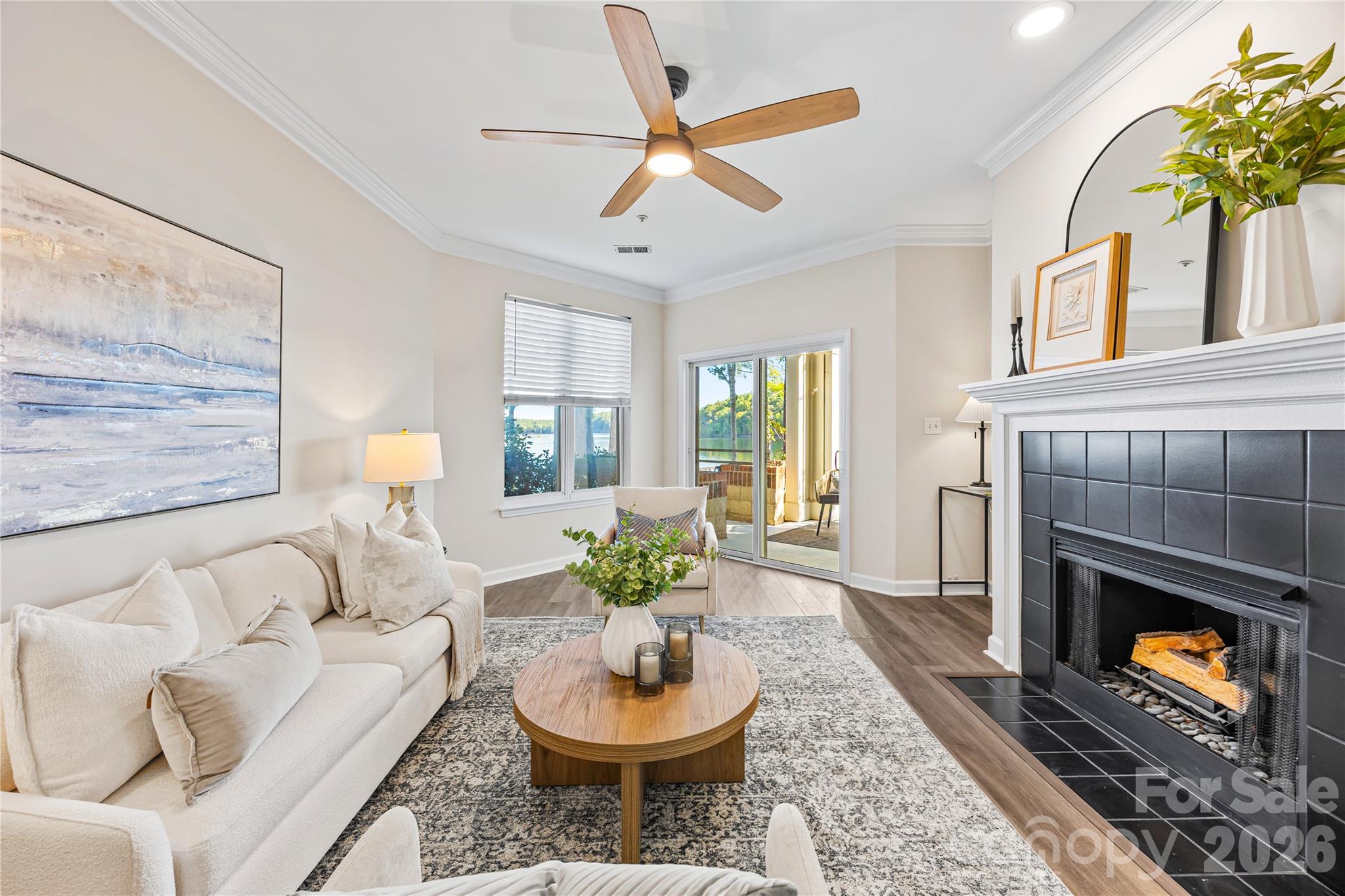 Open and airy with amazing water views! - 915 Northeast Drive, Davidson