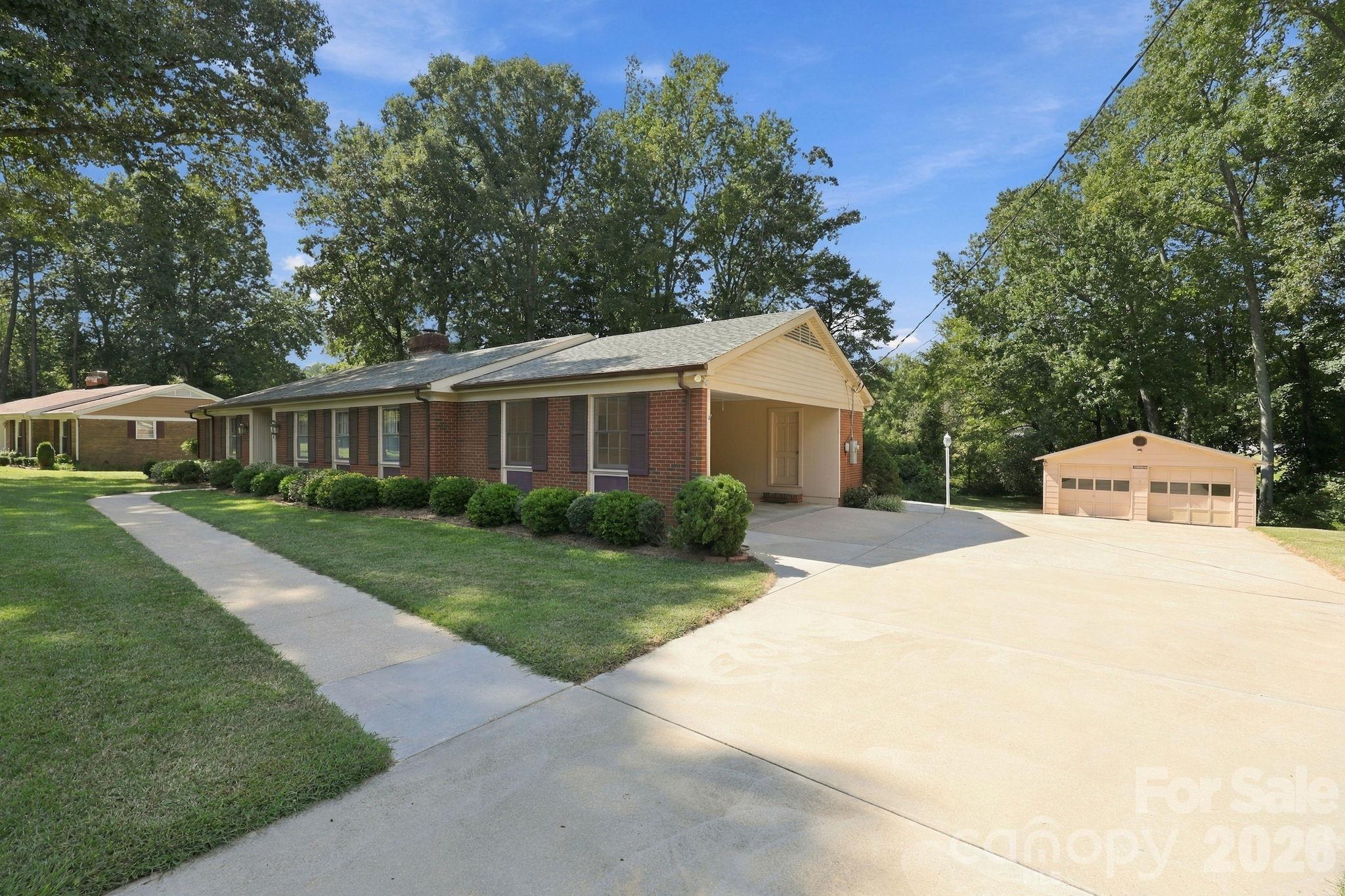 Single Family Residence at 104 Spruce Drive, Salisbury, photo 6 of 48