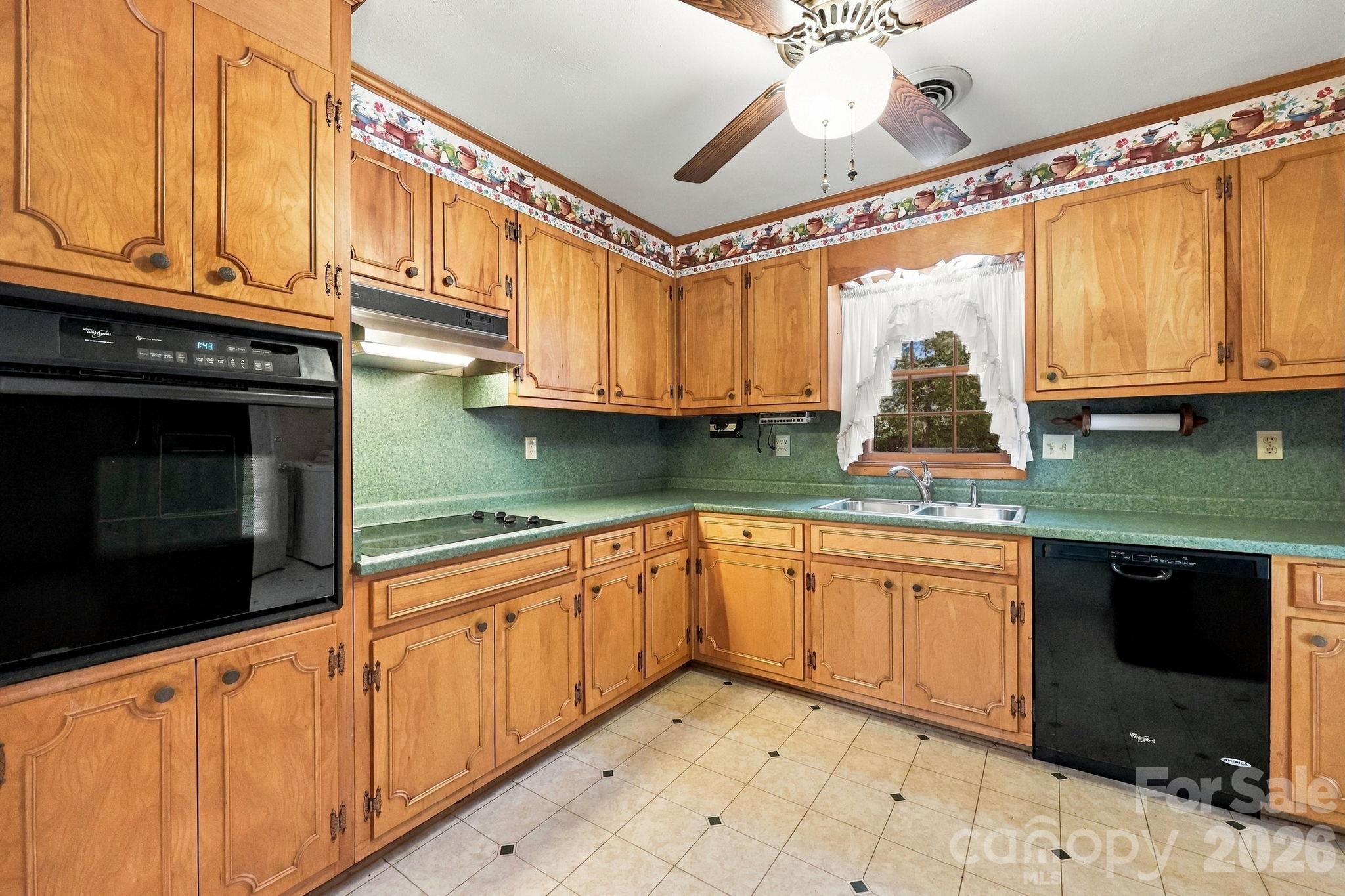 Single Family Residence at 104 Spruce Drive, Salisbury, photo 24 of 48