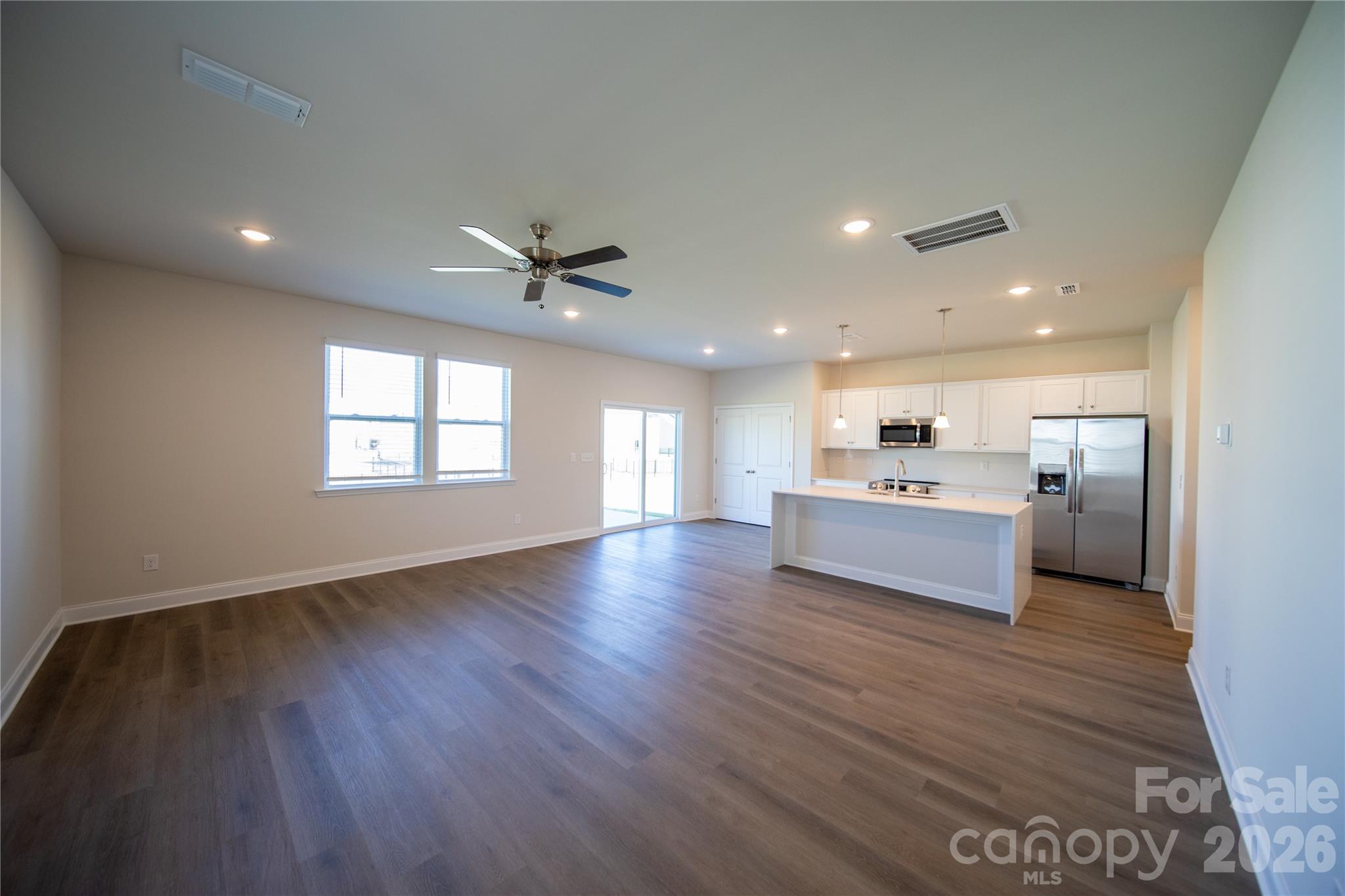 Single Family Residence at 539 Larragan Drive, Denver, photo 5 of 18