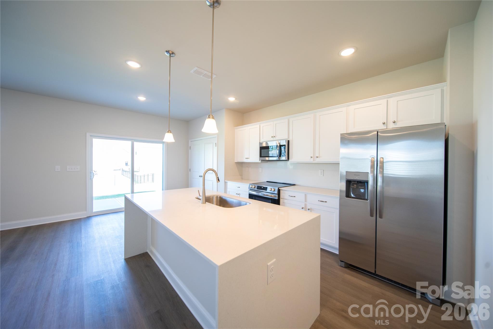 Single Family Residence at 539 Larragan Drive, Denver, photo 7 of 18