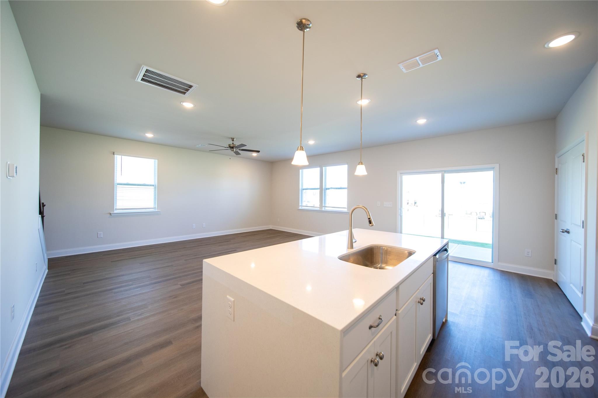 Single Family Residence at 539 Larragan Drive, Denver, photo 11 of 18