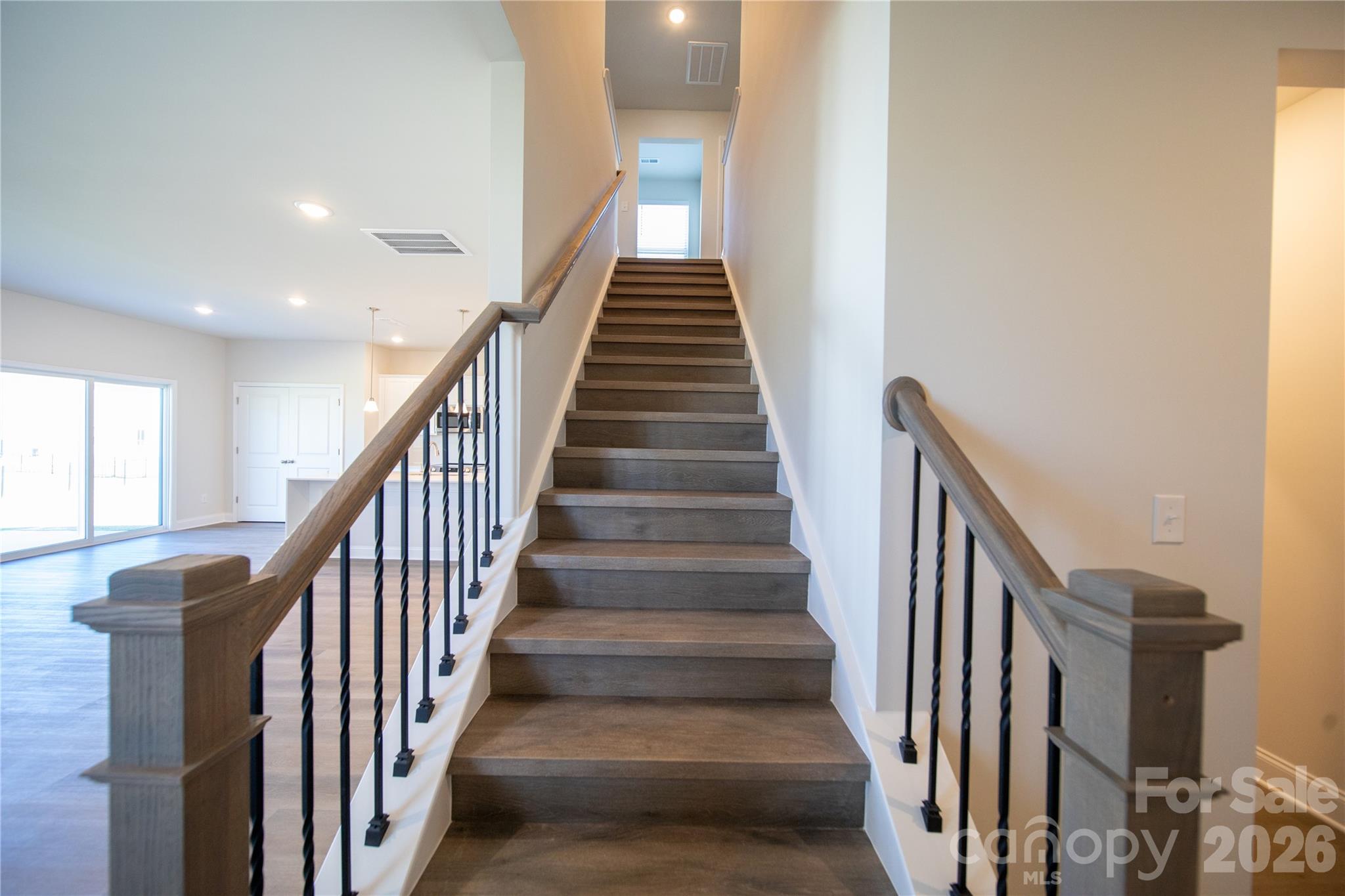 Single Family Residence at 539 Larragan Drive, Denver, photo 14 of 18