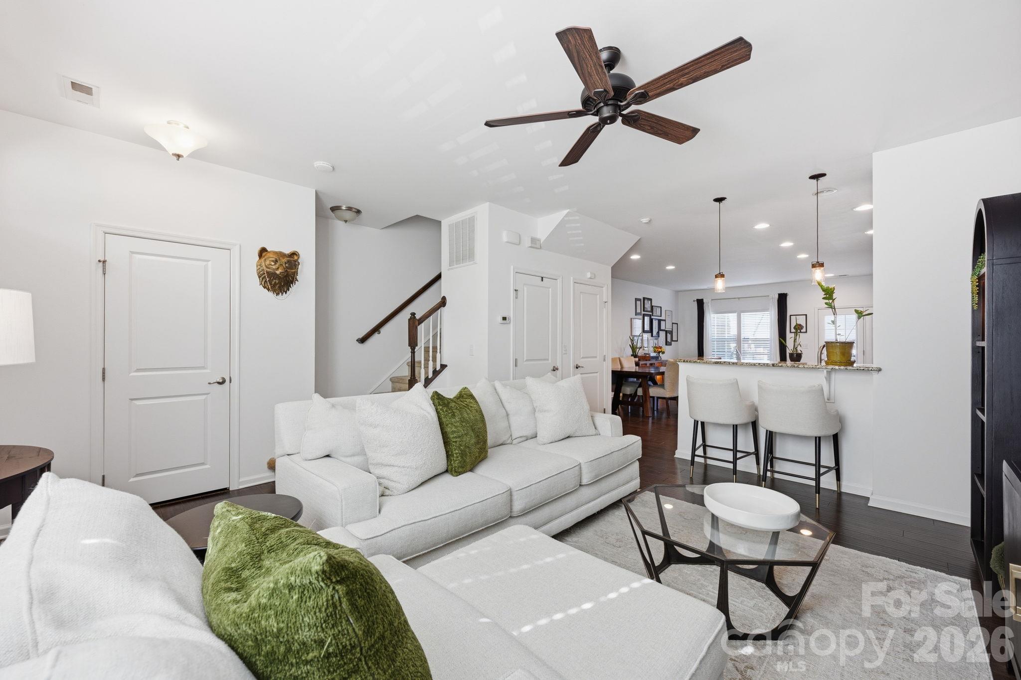 Townhouse at 1353 Jacemans Way, Cornelius, photo 19 of 41