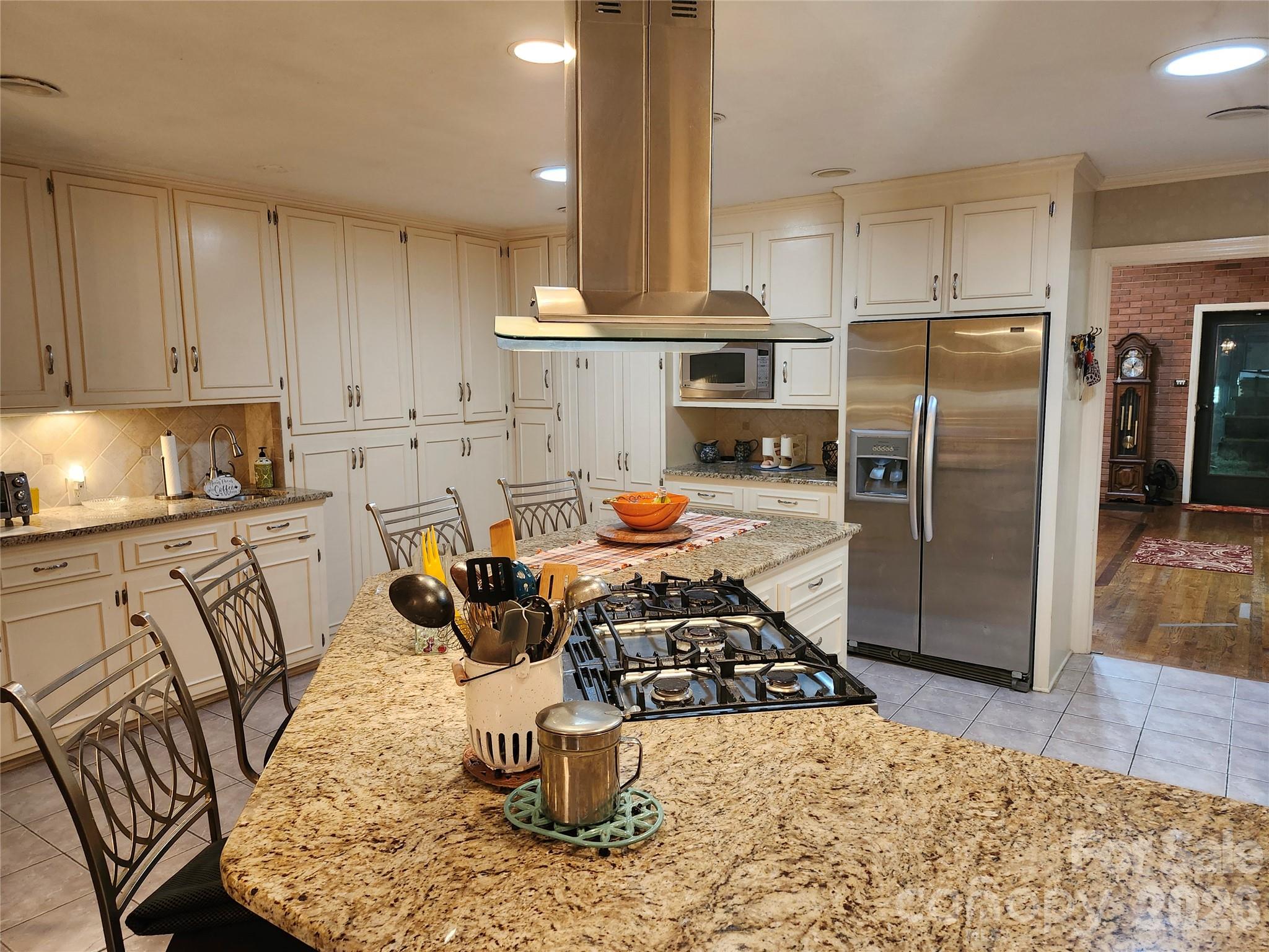 kitchen - 2409 Griffith Road, Monroe